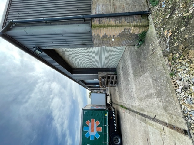 Industrial Unit in Banbury - photo 4