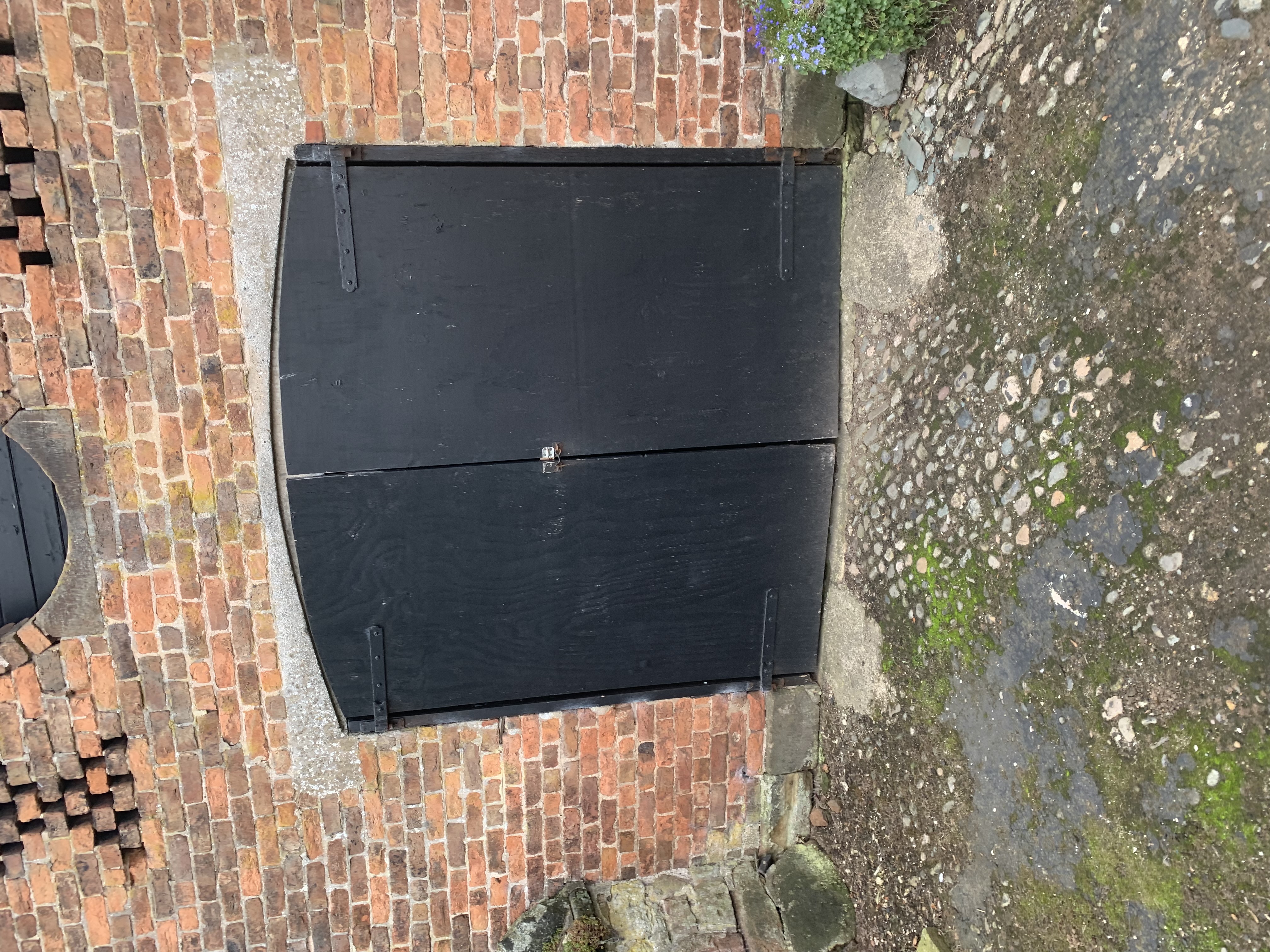 Storage in Norley - photo 2