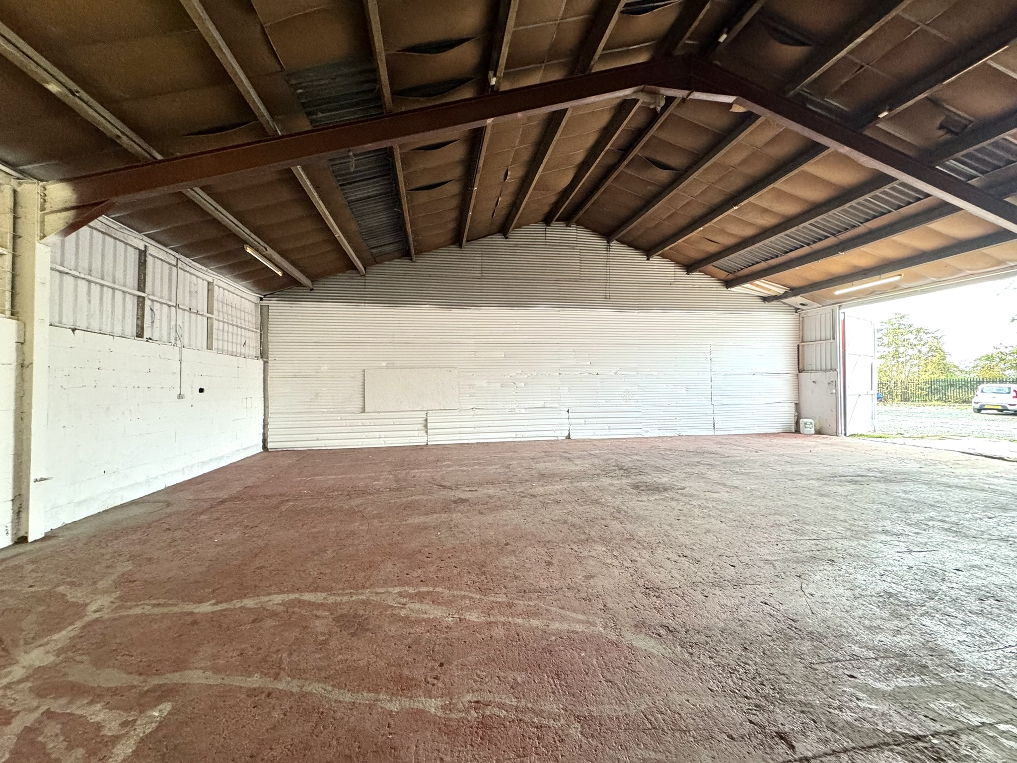 Storage in Pentre - photo 4