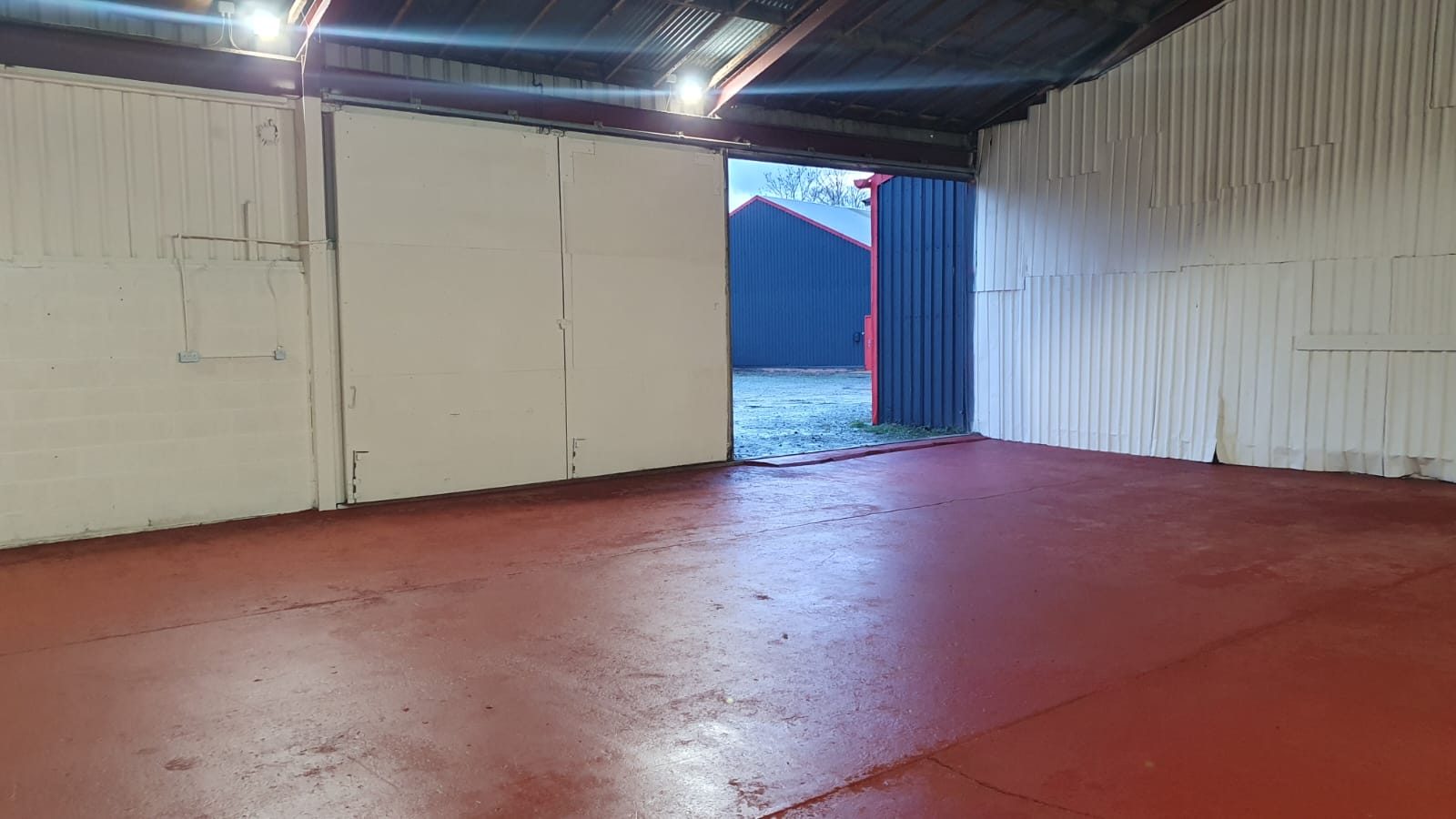 Industrial in Pentre