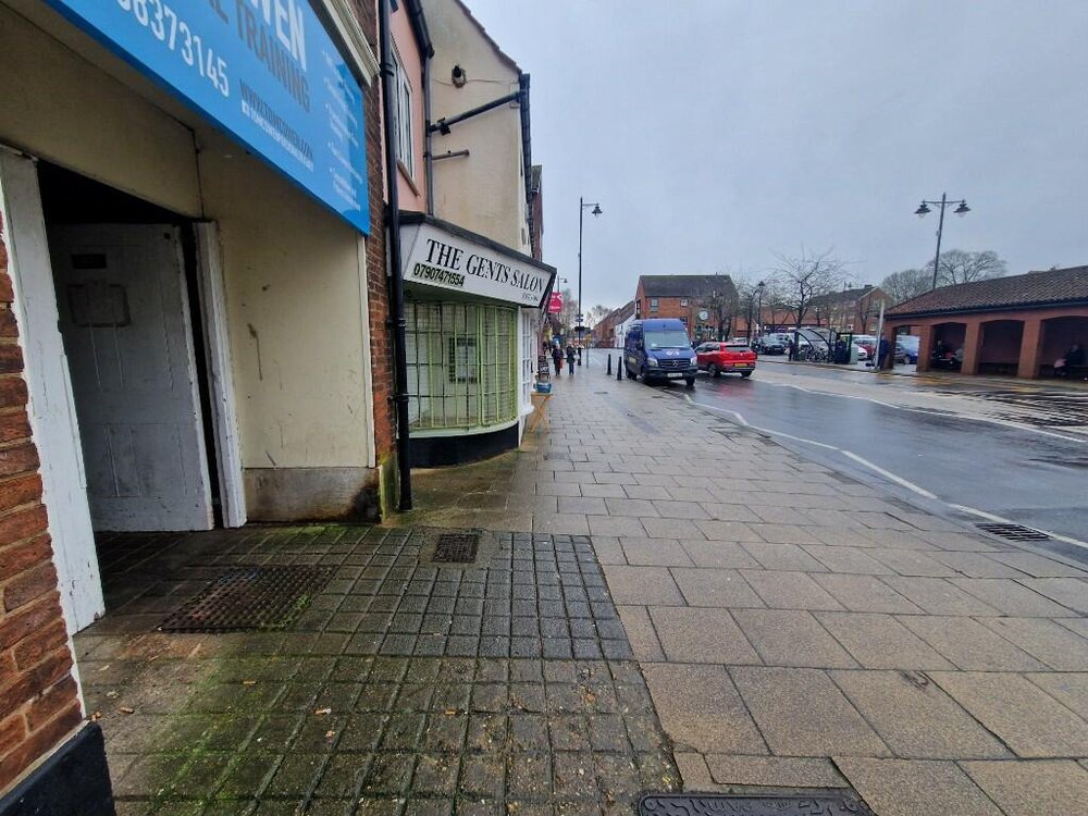 Storage in Cottingham - photo 2