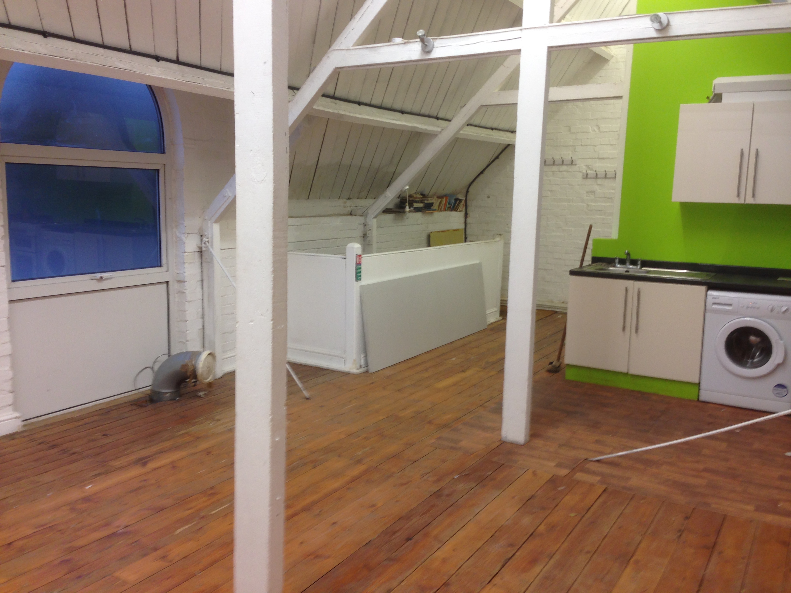 Office in Halstead - photo 4