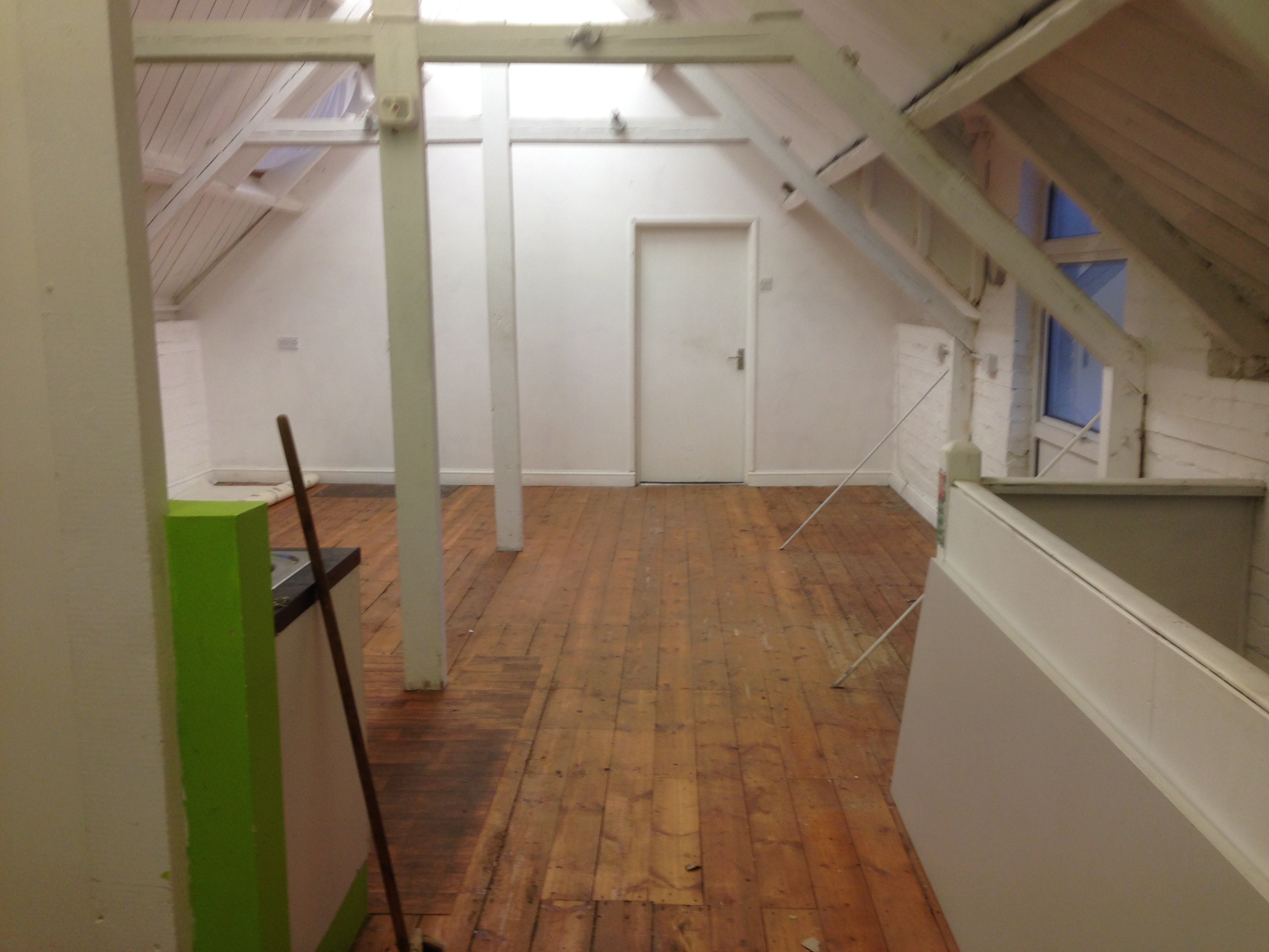 Office in Halstead - photo 2