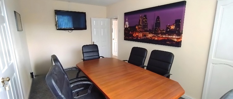 Office in Manchester - photo 3