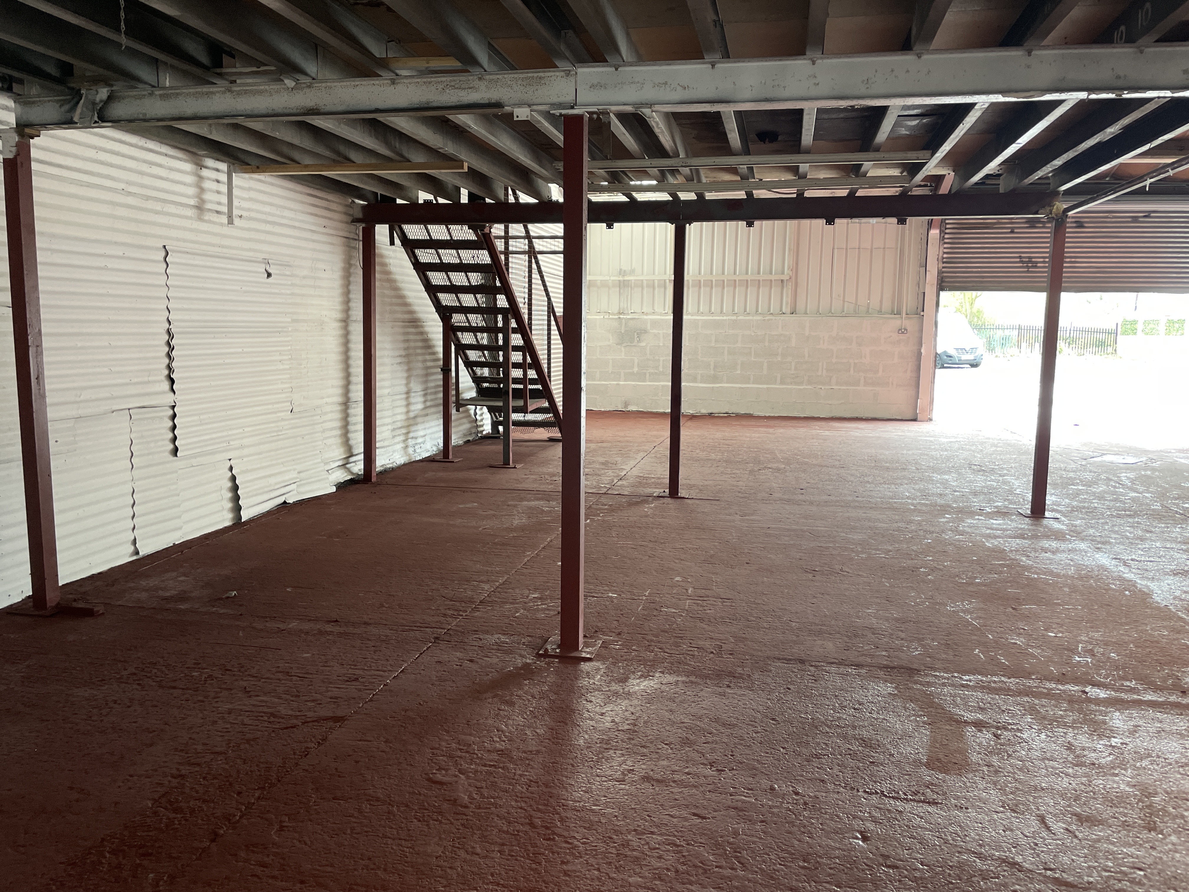 Industrial in Pentre