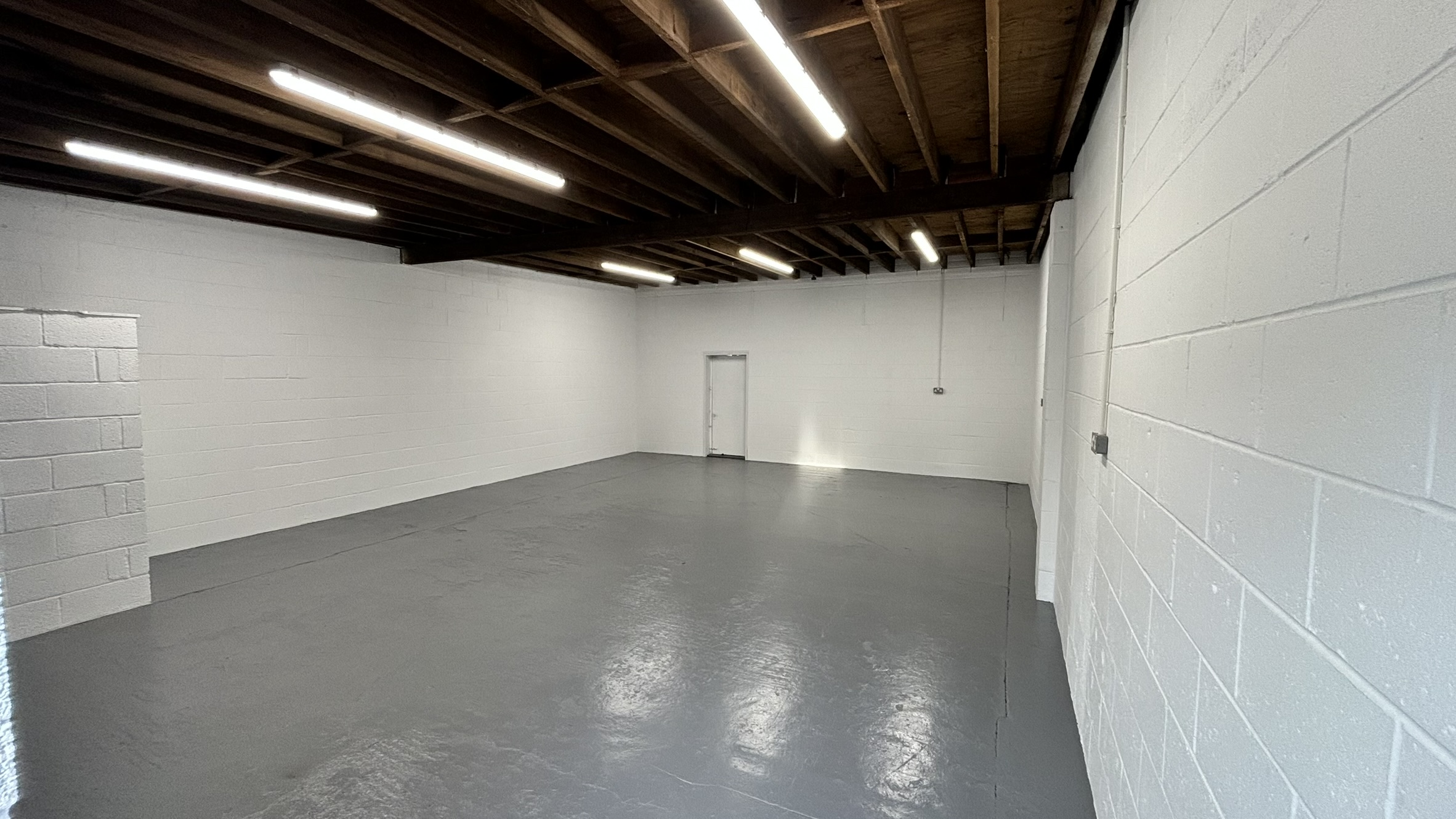 Industrial Unit in Lutterworth - photo 2