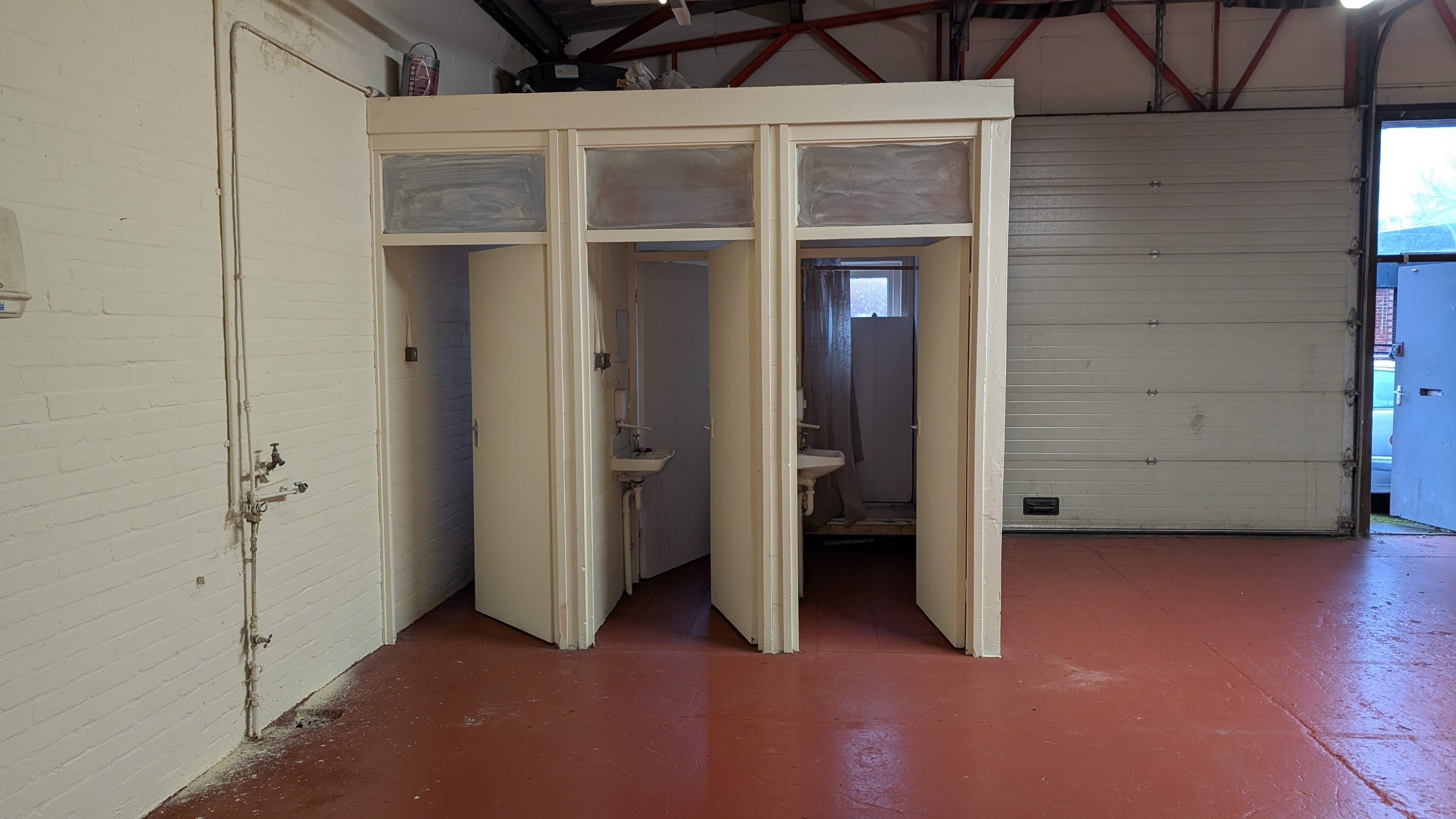 Industrial Unit in Newtown - photo 4