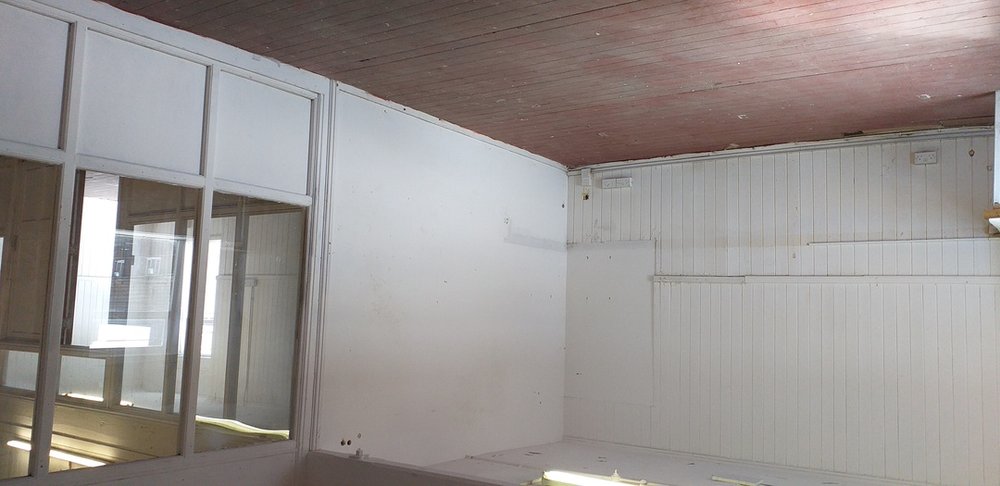 Office in Sutton-in-Ashfield - photo 4