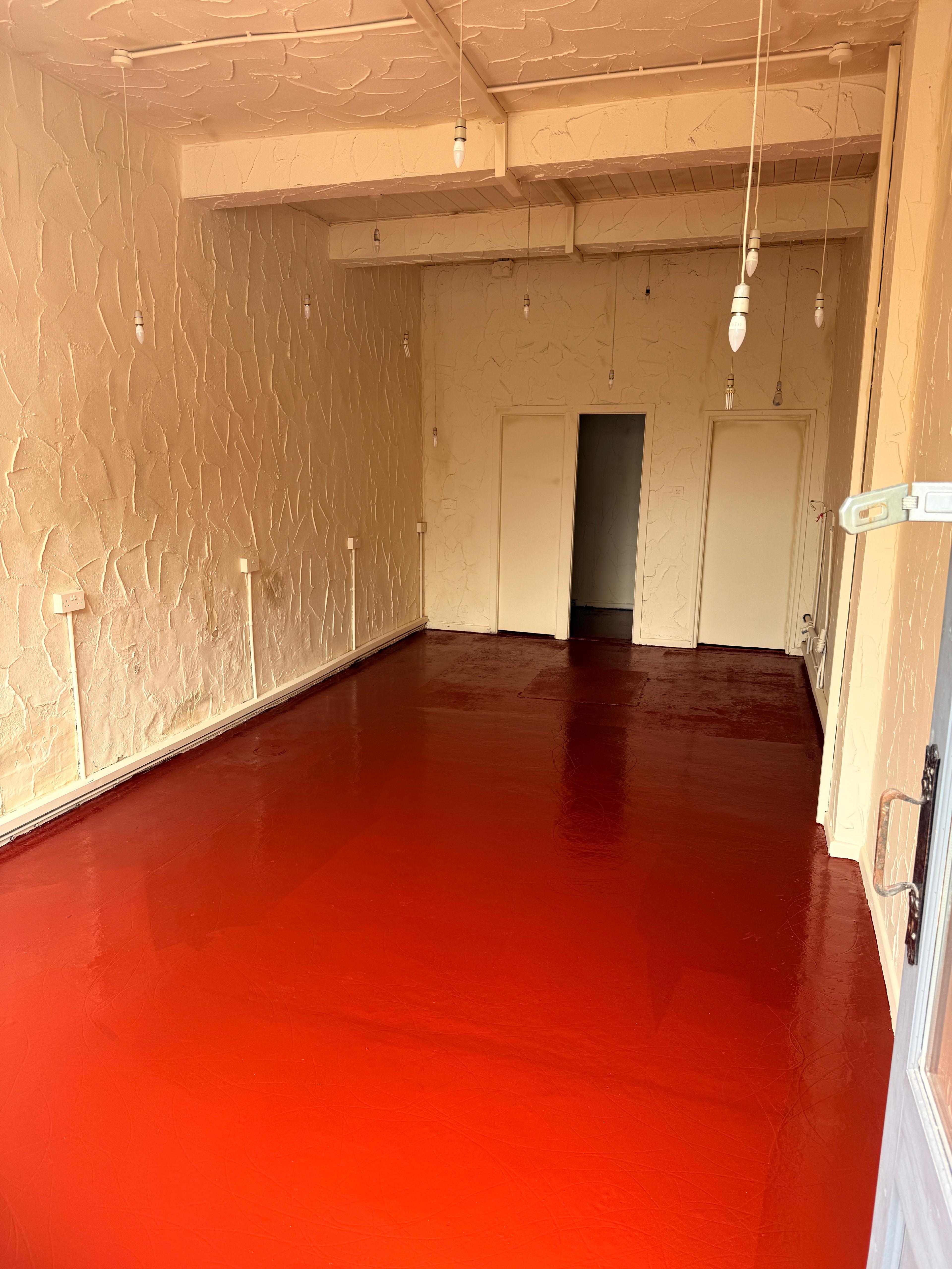 Office in Burnley - photo 4