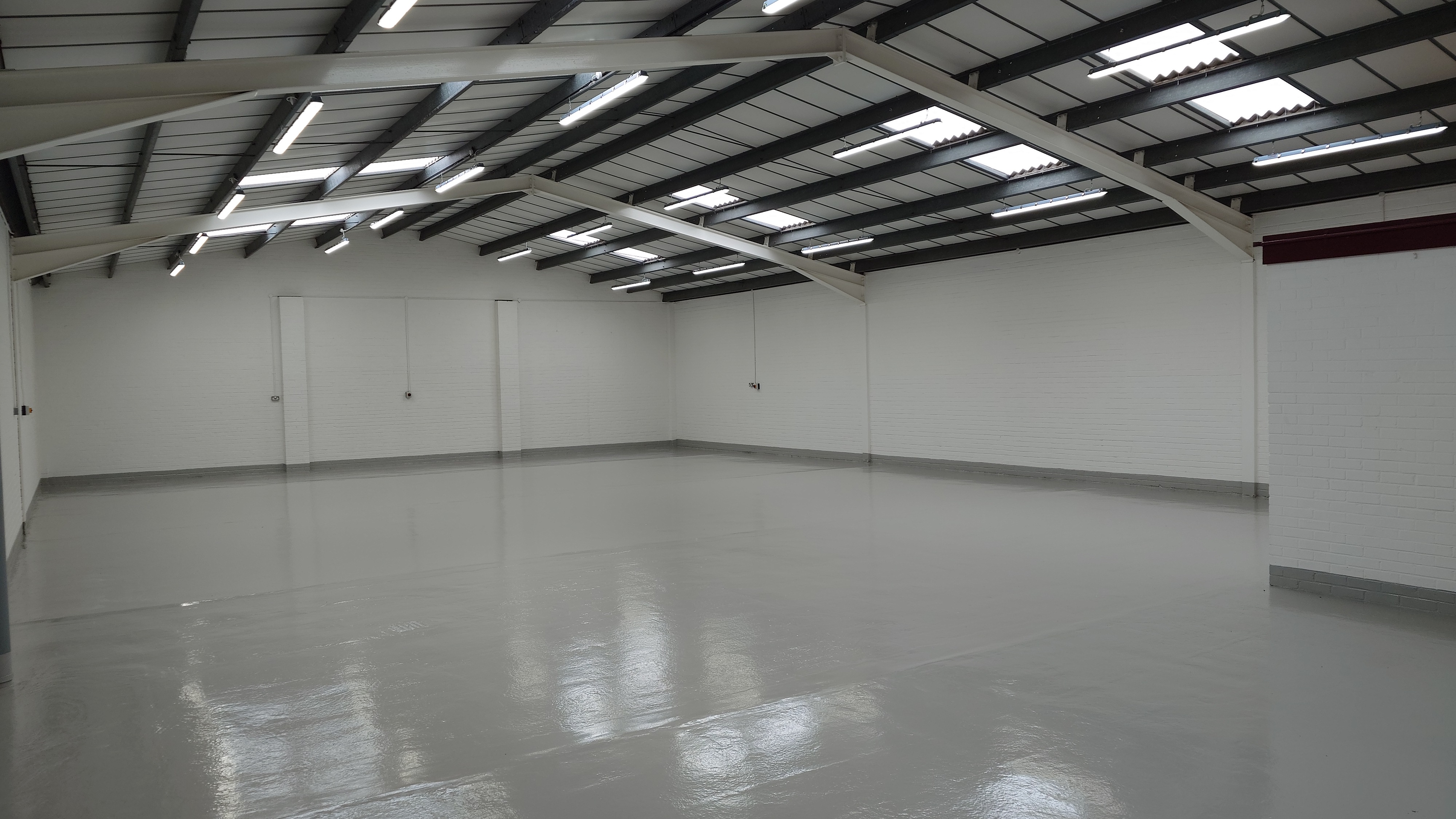 Industrial Unit in Walsall - photo 2