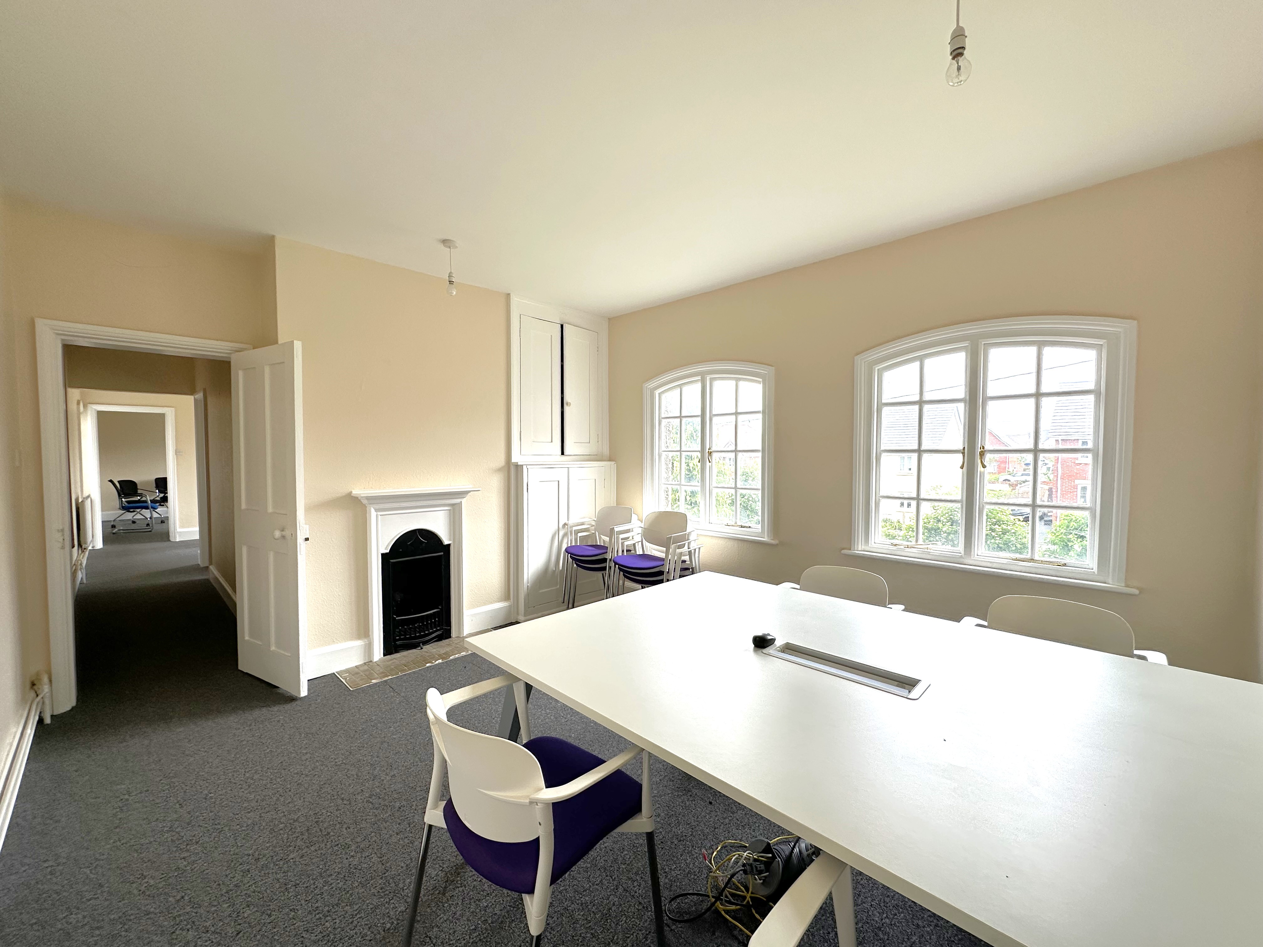 Office in Wantage - photo 2