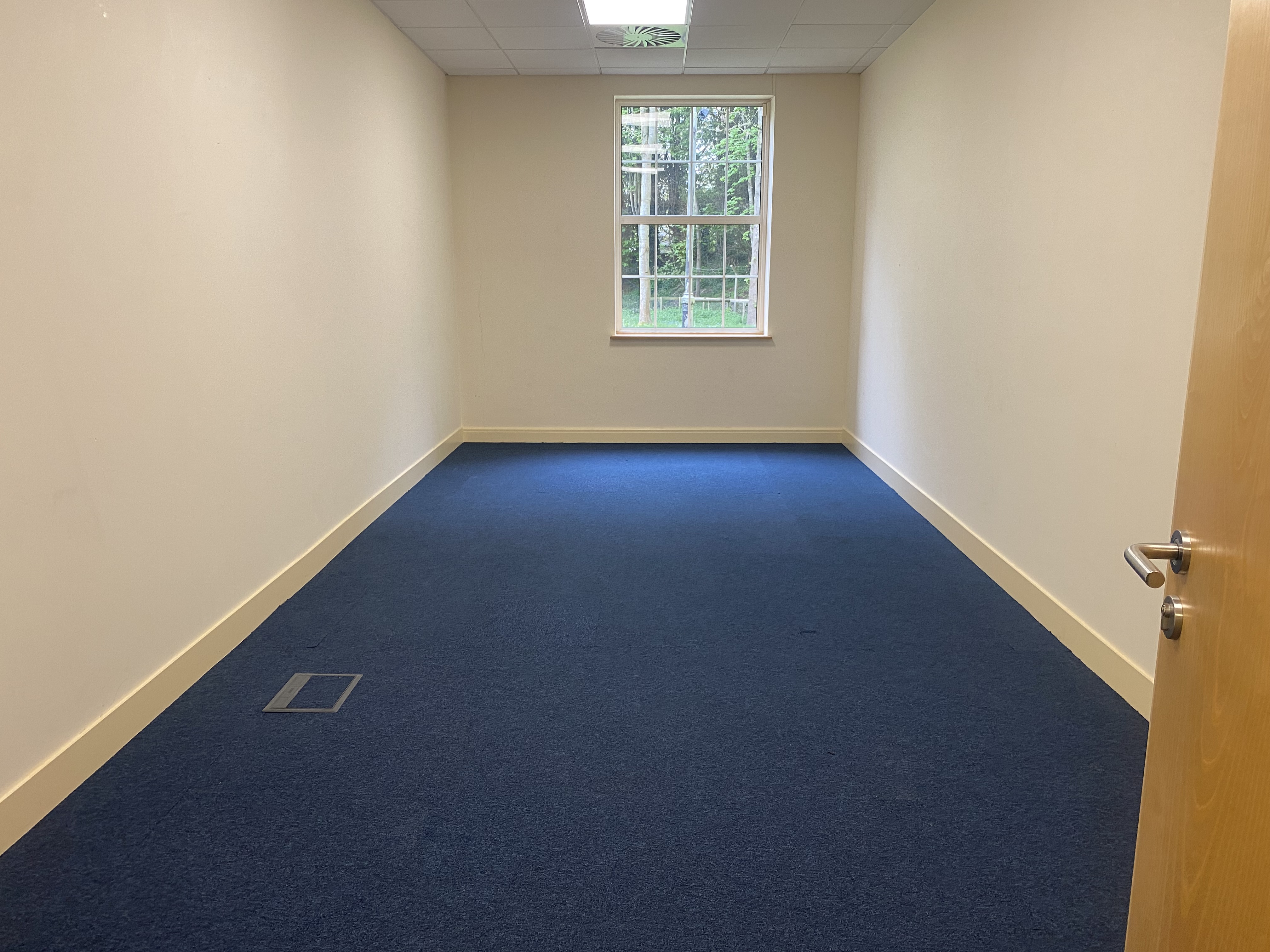 Office in Didcot - photo 2