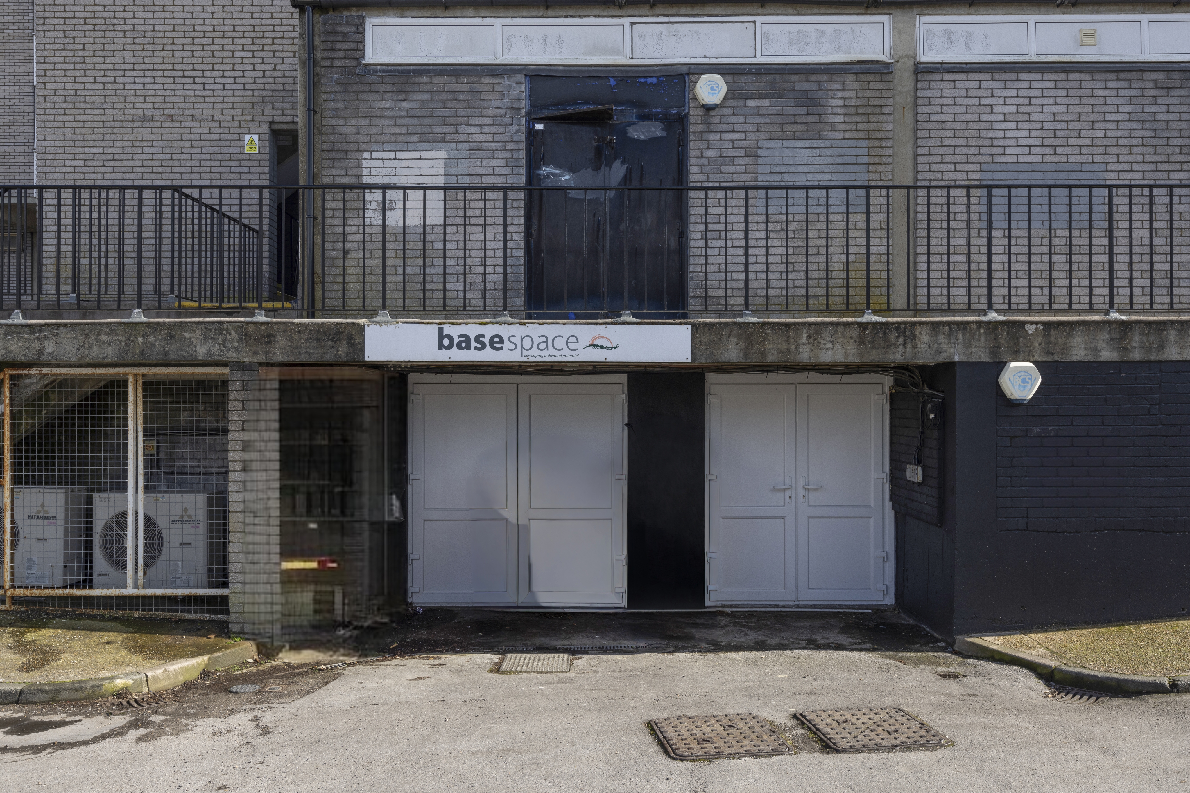 Storage in Caterham-on-the-Hill