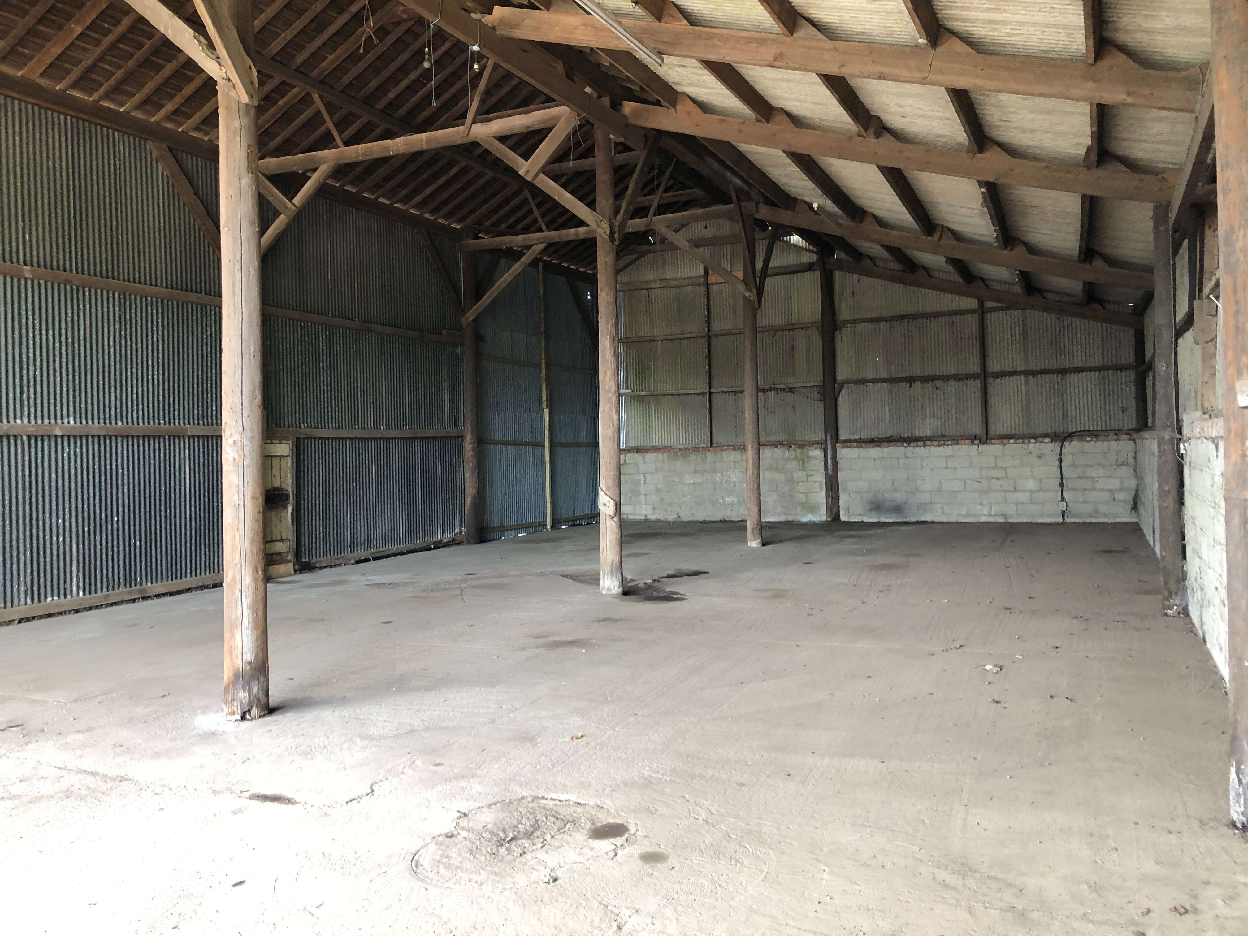 Storage in York - photo 2