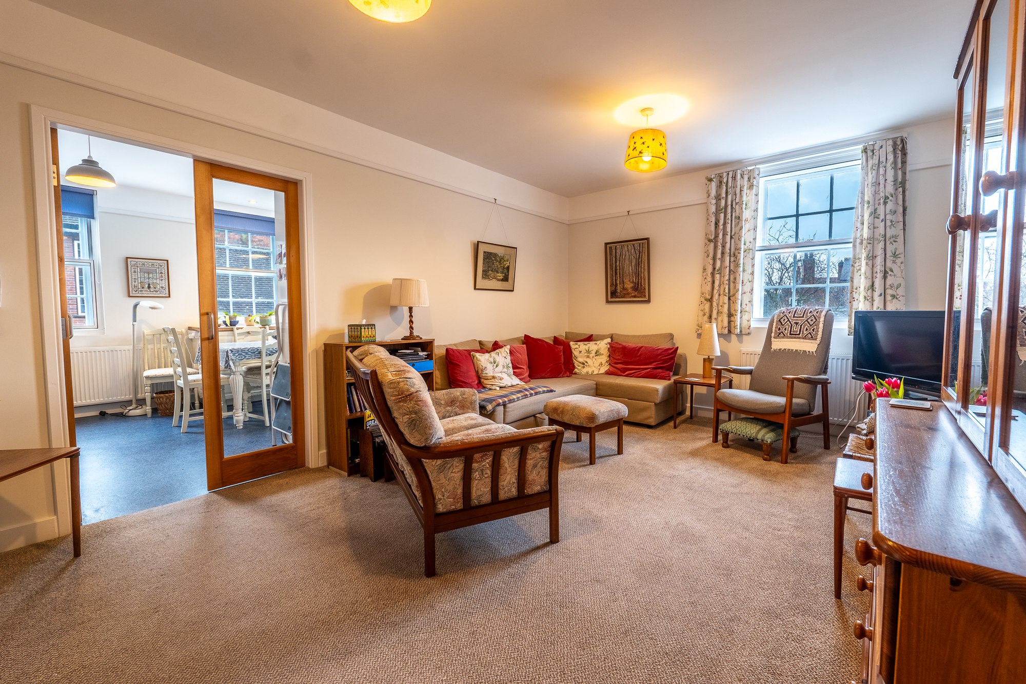 Retail/Shop in Newark - photo 3