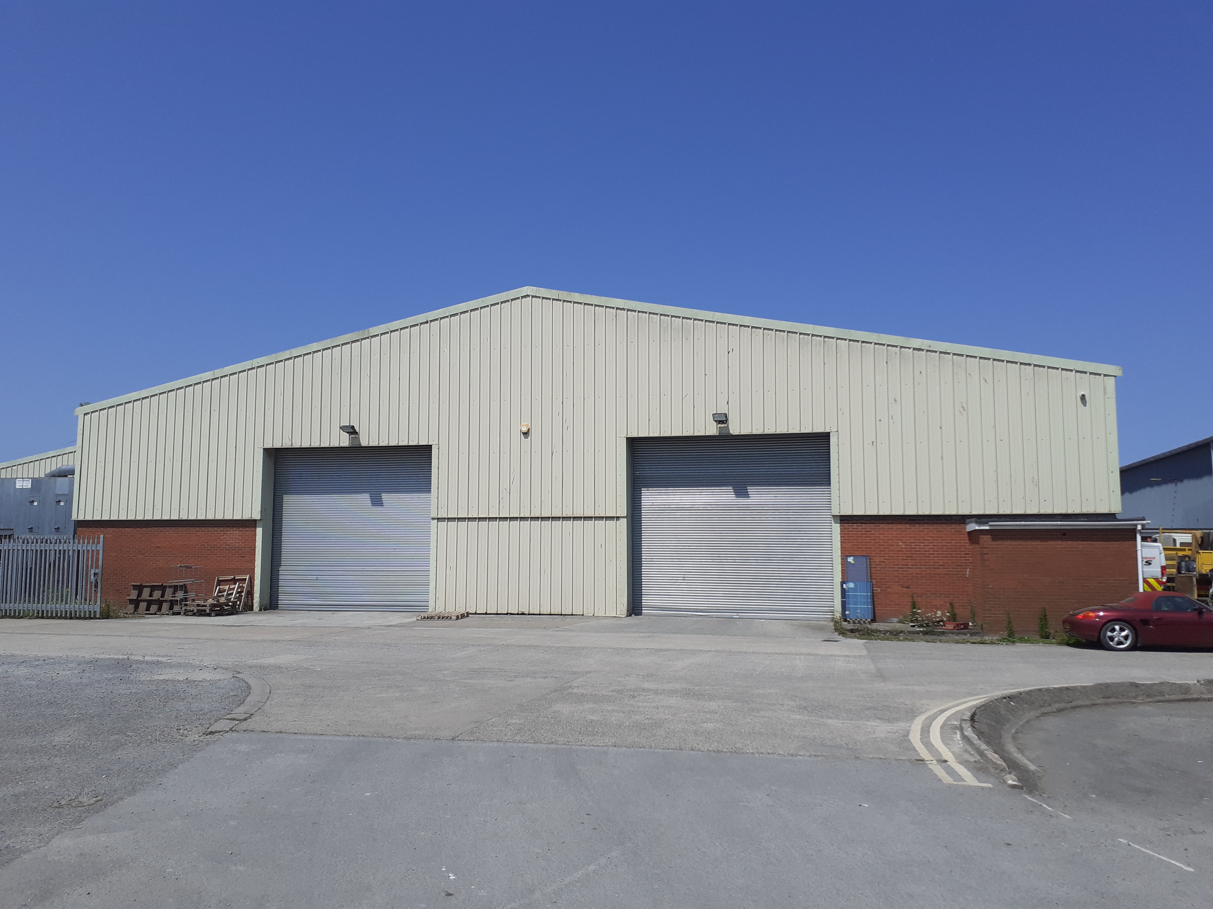 Industrial Unit in Bridgwater - photo 2