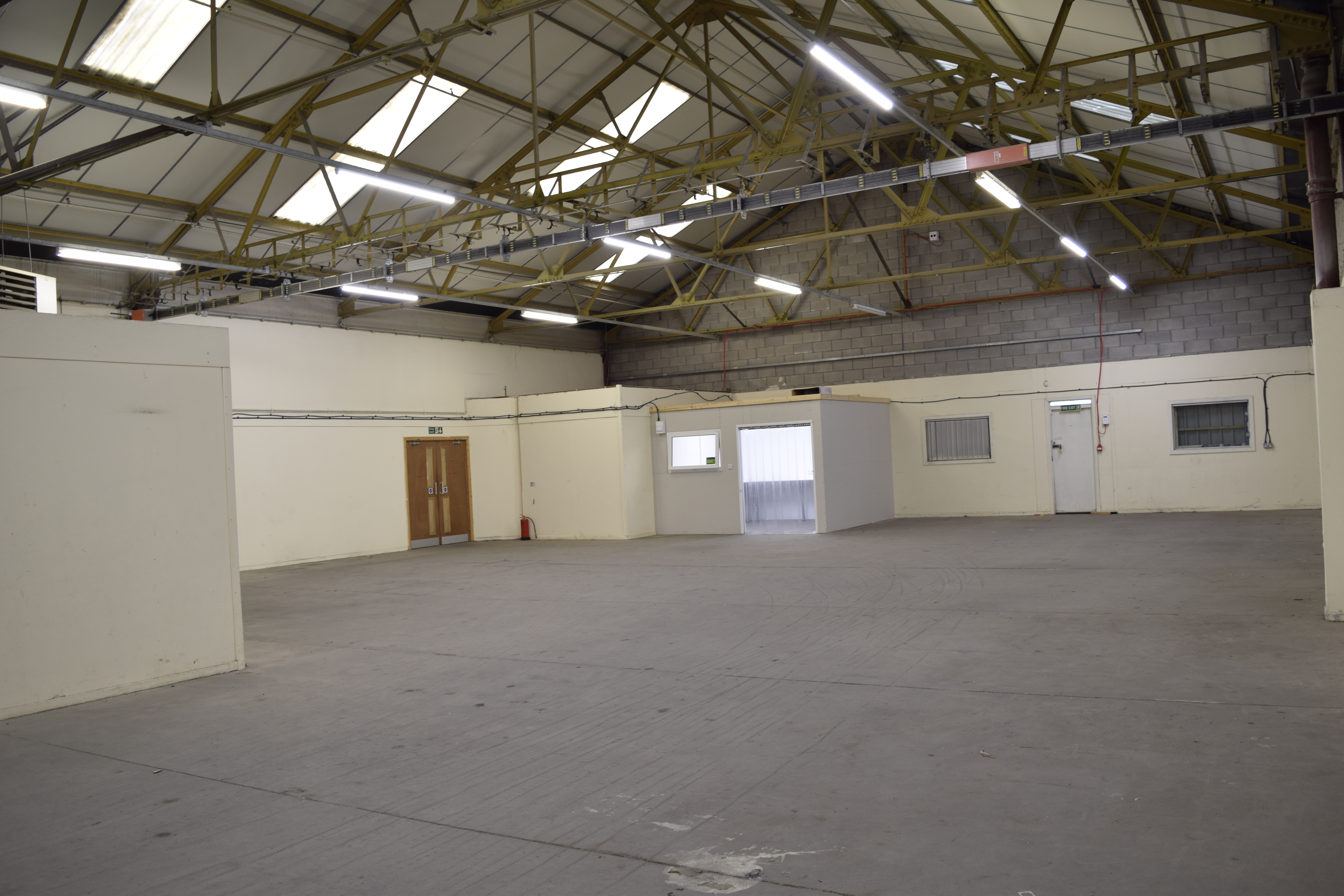 Industrial Unit in Blackburn - photo 3