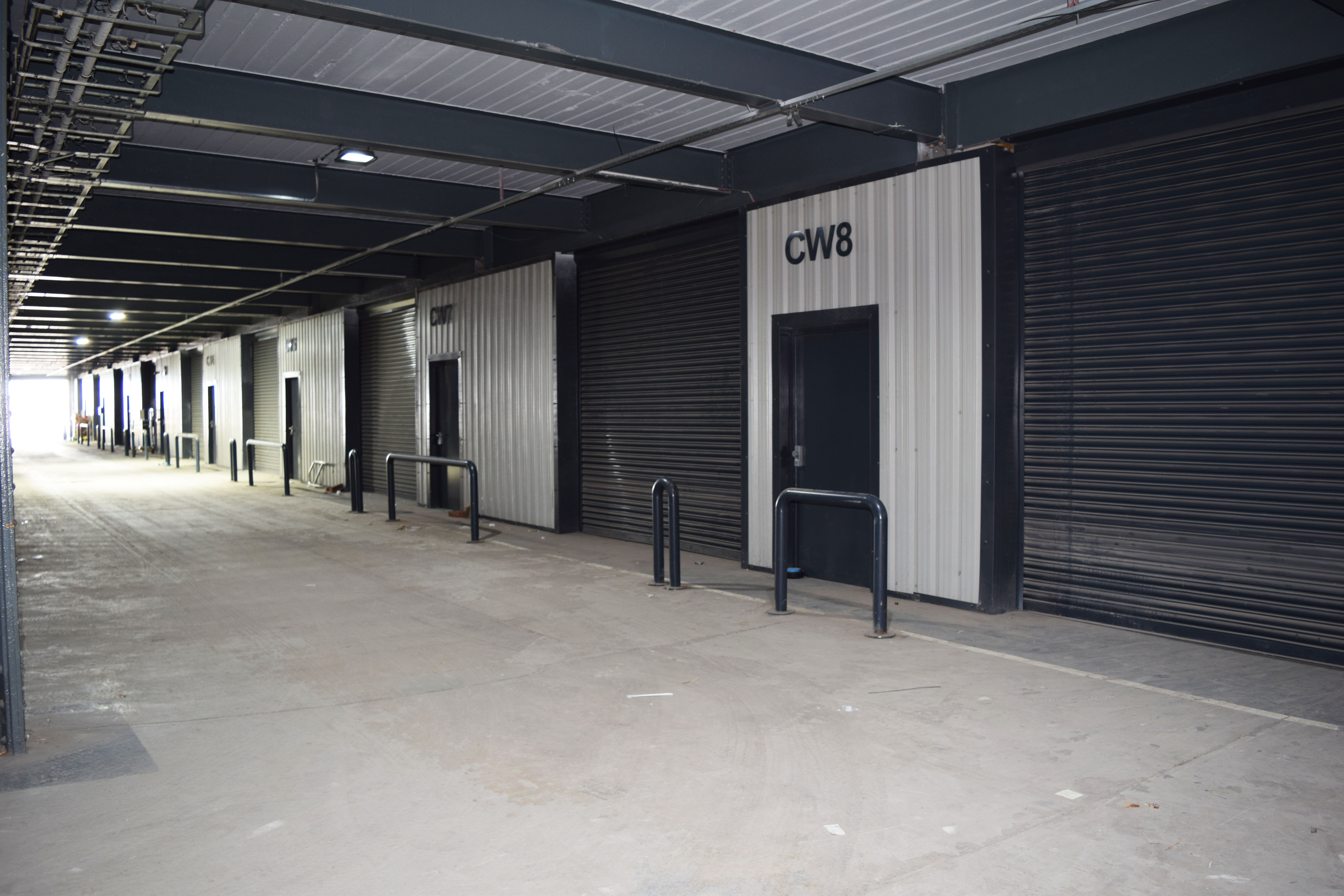 Storage in Blackburn - photo 4