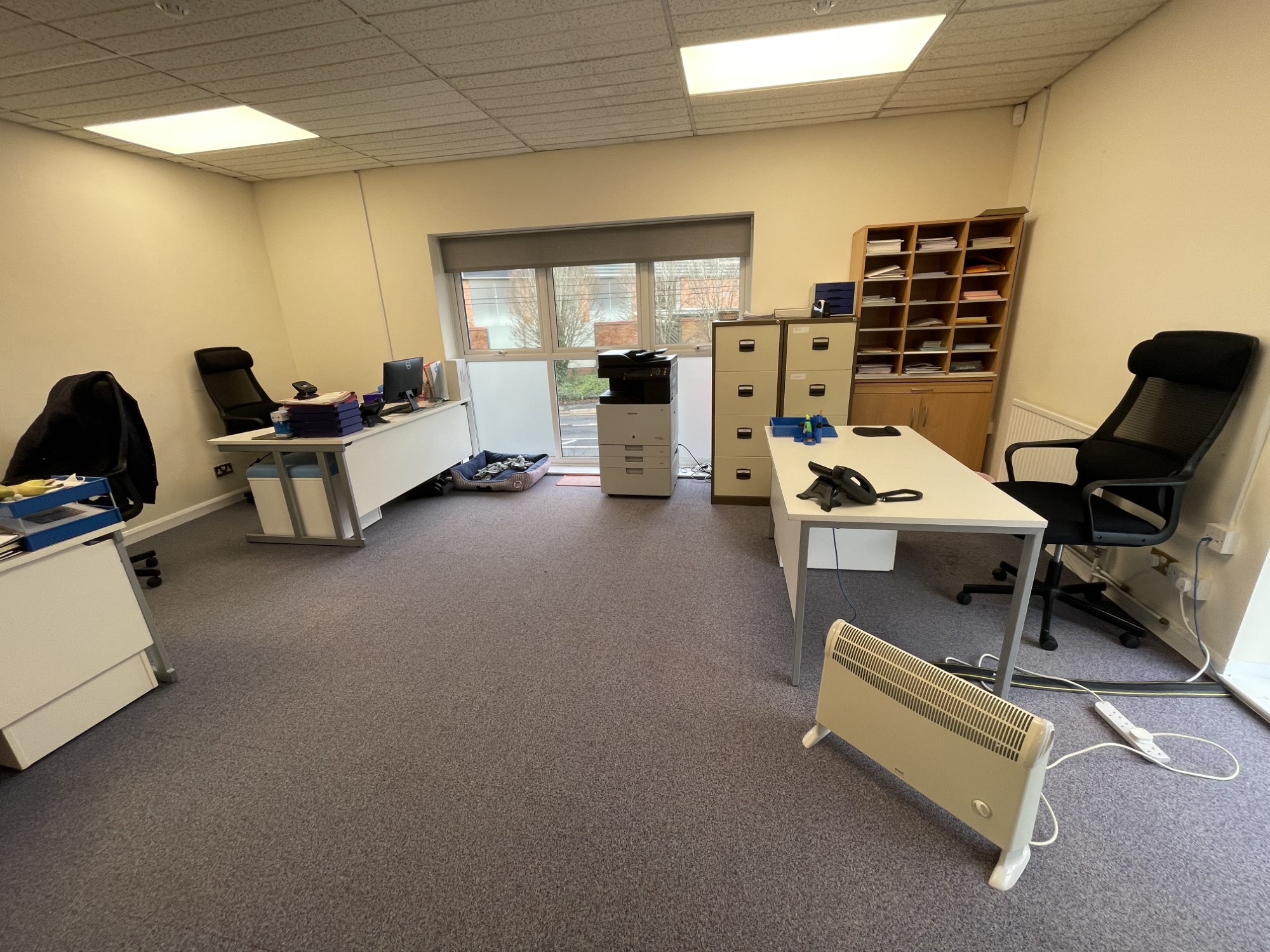 Office in Camberley - photo 2