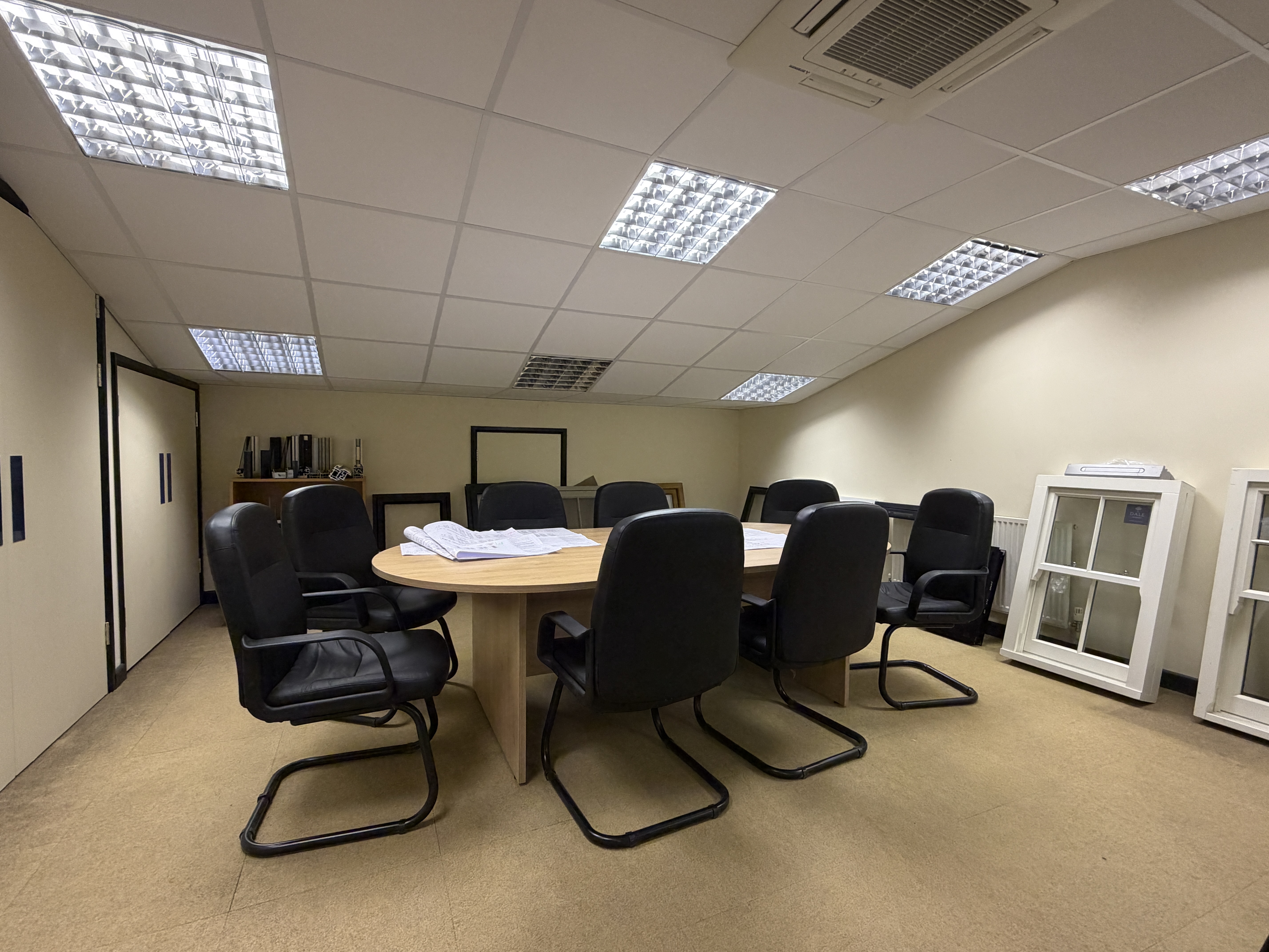 Industrial Unit in Buckfastleigh - photo 3