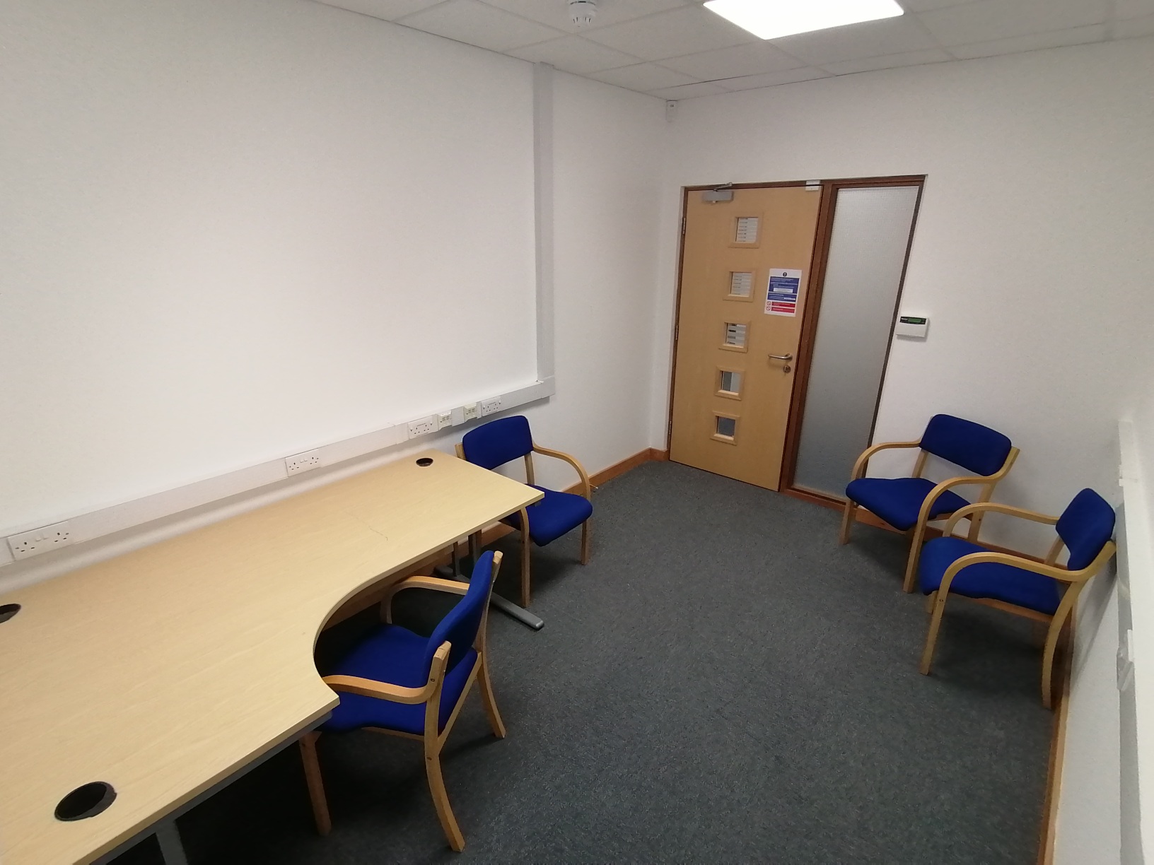 Office in Newark - photo 2