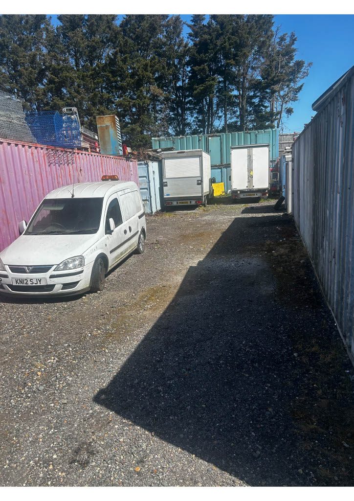 Storage in Nazeing