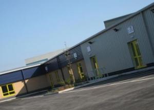Industrial Unit in Ellesmere Port - photo 2