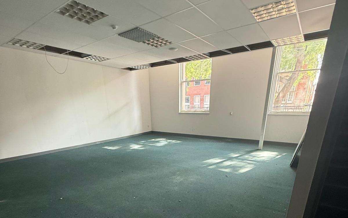 Commercial Property in Leicester - photo 3
