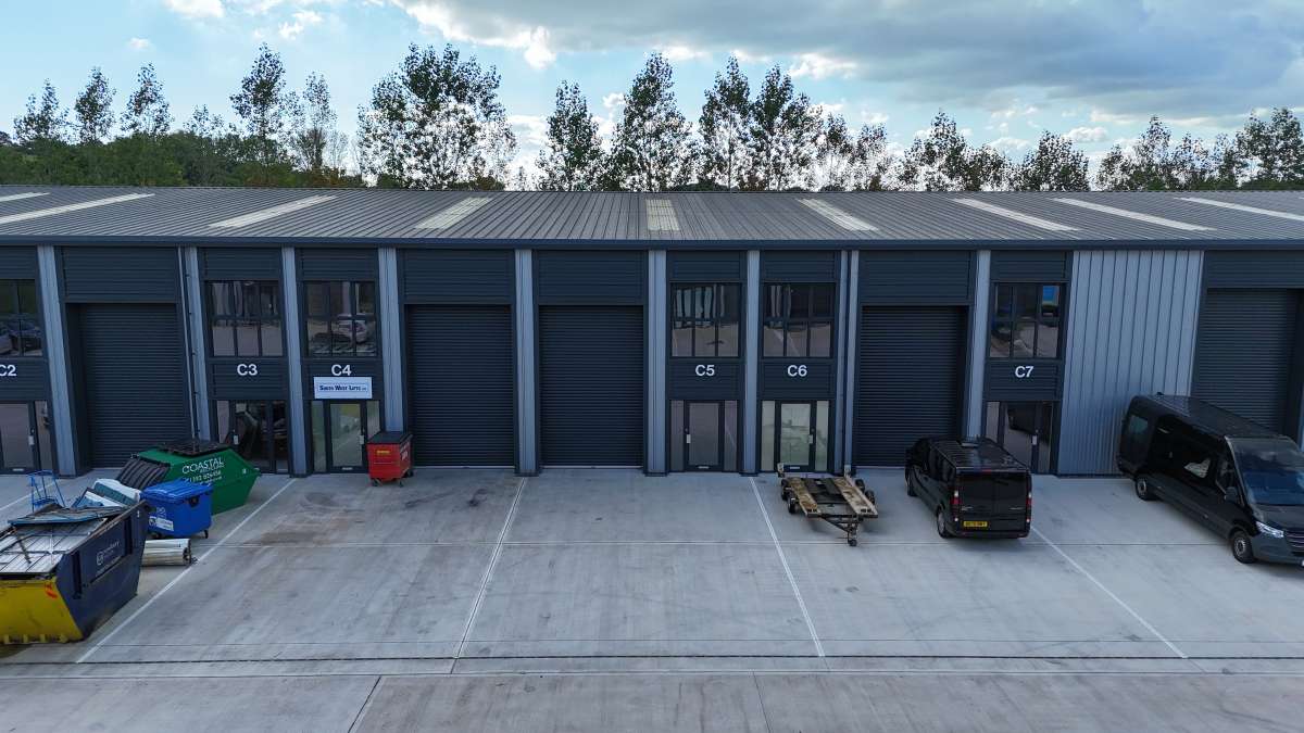 Industrial Unit in Cullompton - photo 2
