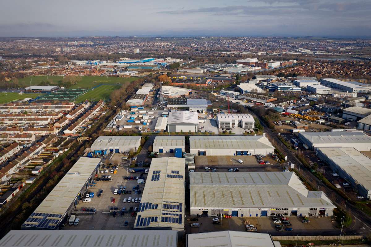 Industrial Unit in Portsmouth - photo 2