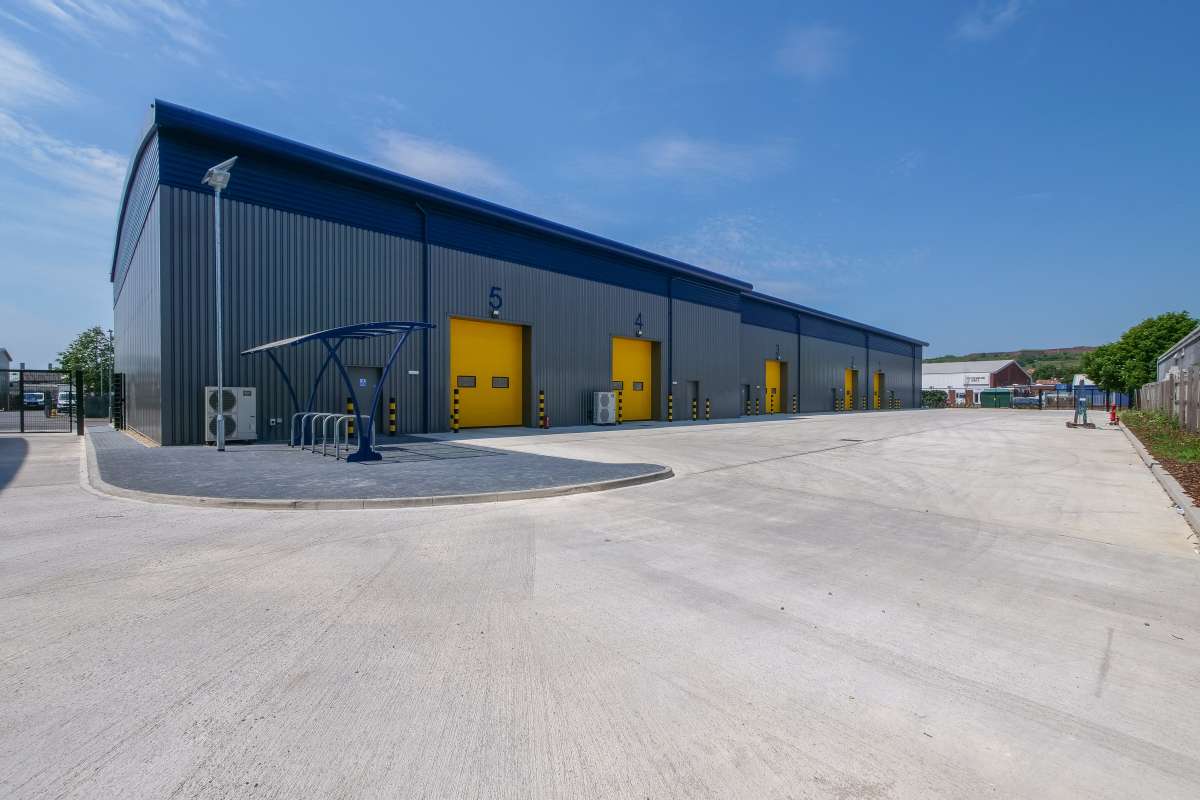Industrial Unit in Portsmouth - photo 2
