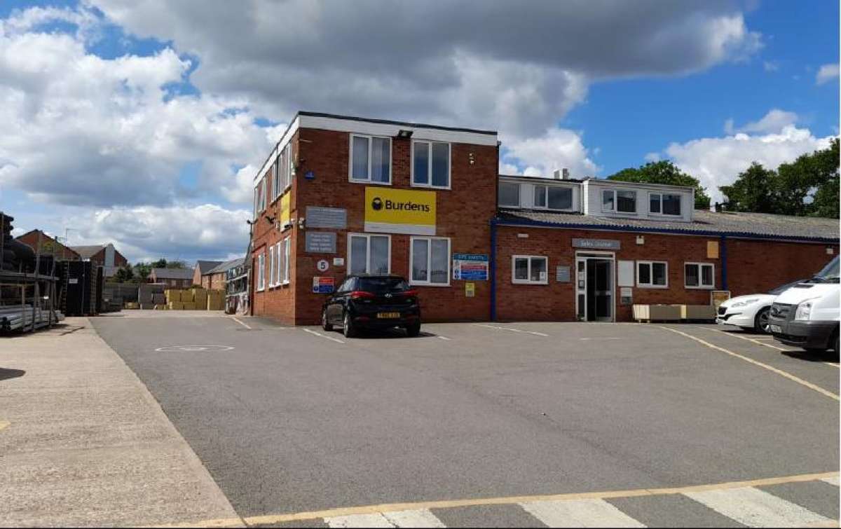Industrial Unit in Warwick - photo 2