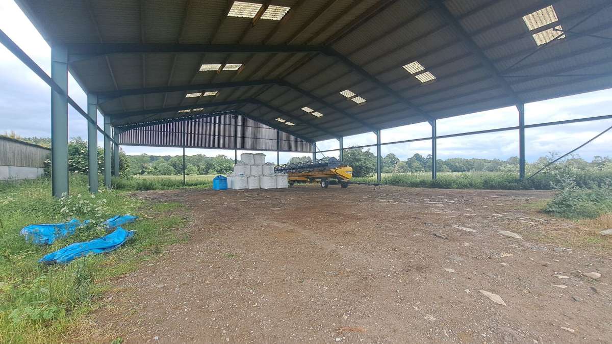 Industrial in Newport Pagnell