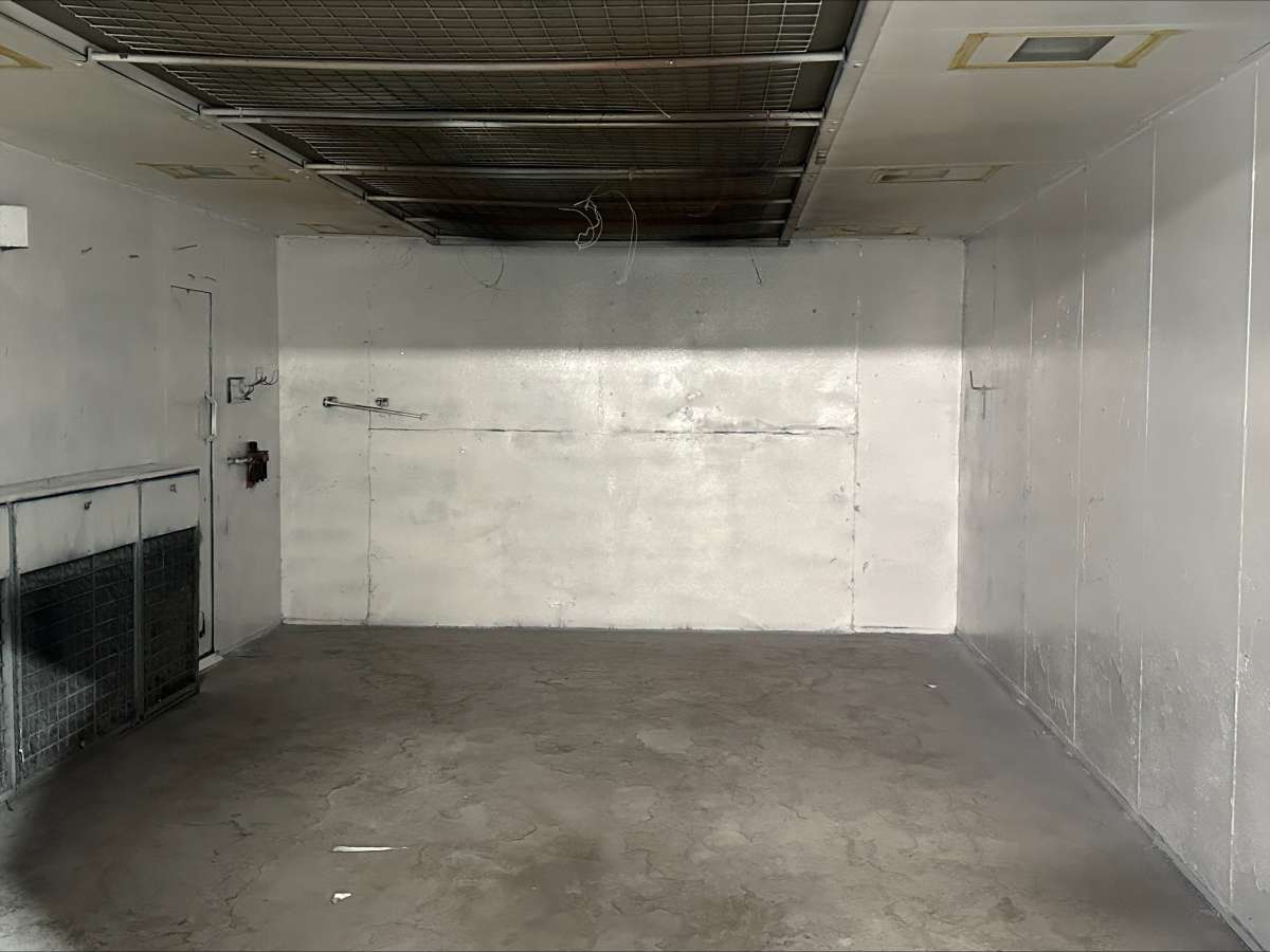 Industrial Unit in Sheffield - photo 4