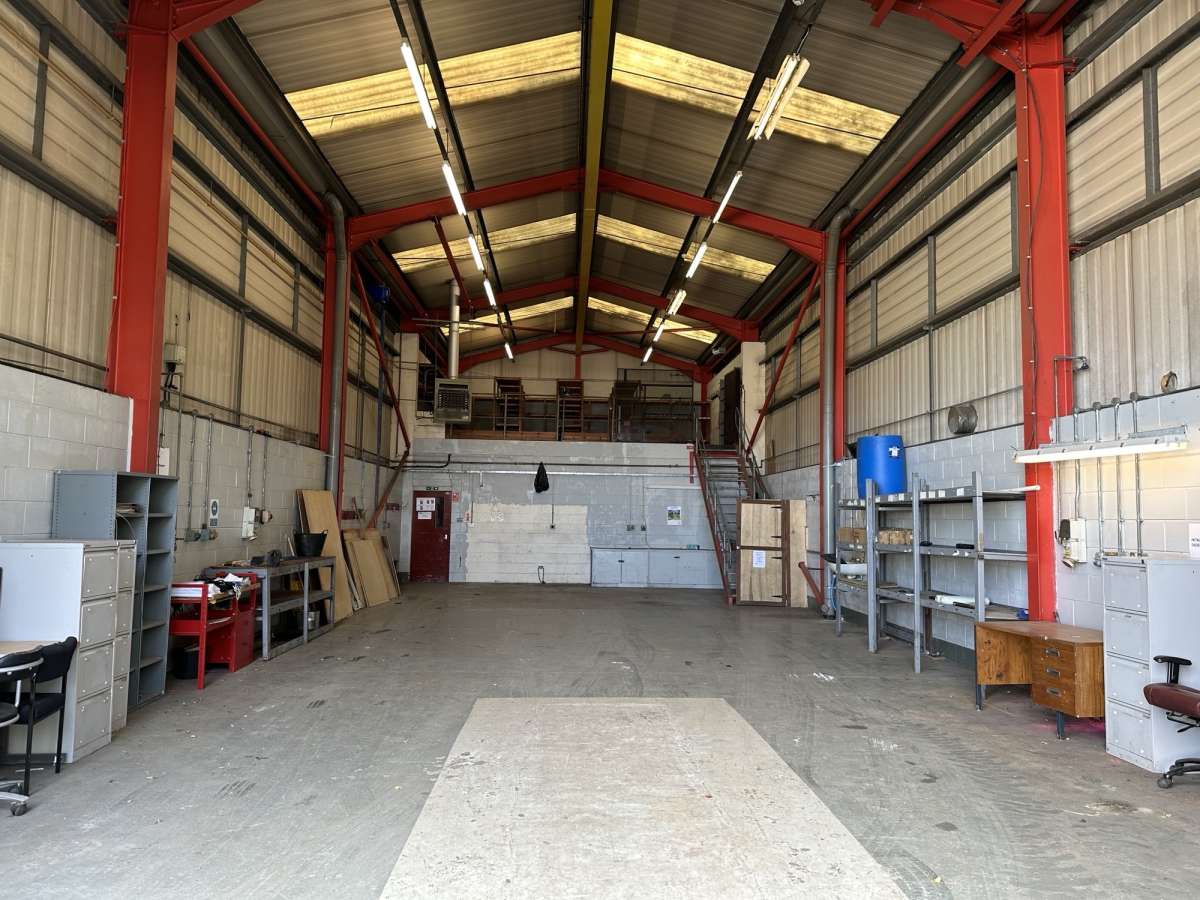 Office in Sheffield - photo 2