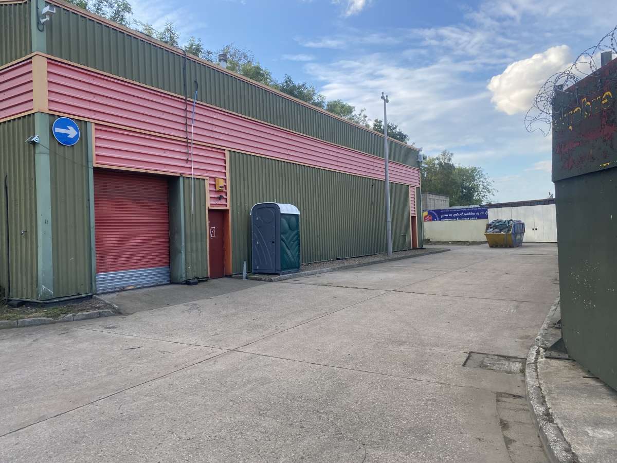 Office in Sheffield - photo 3