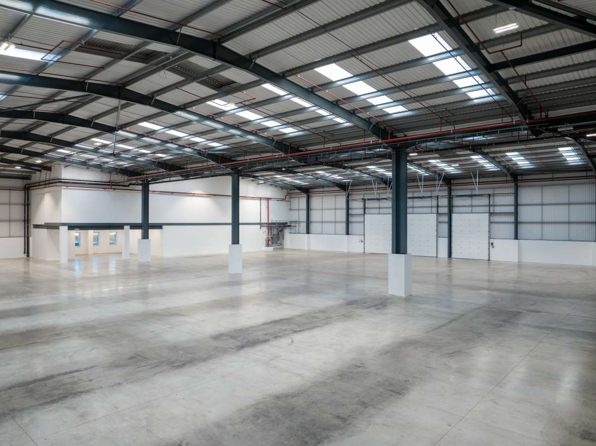Industrial Unit in Fareham - photo 2