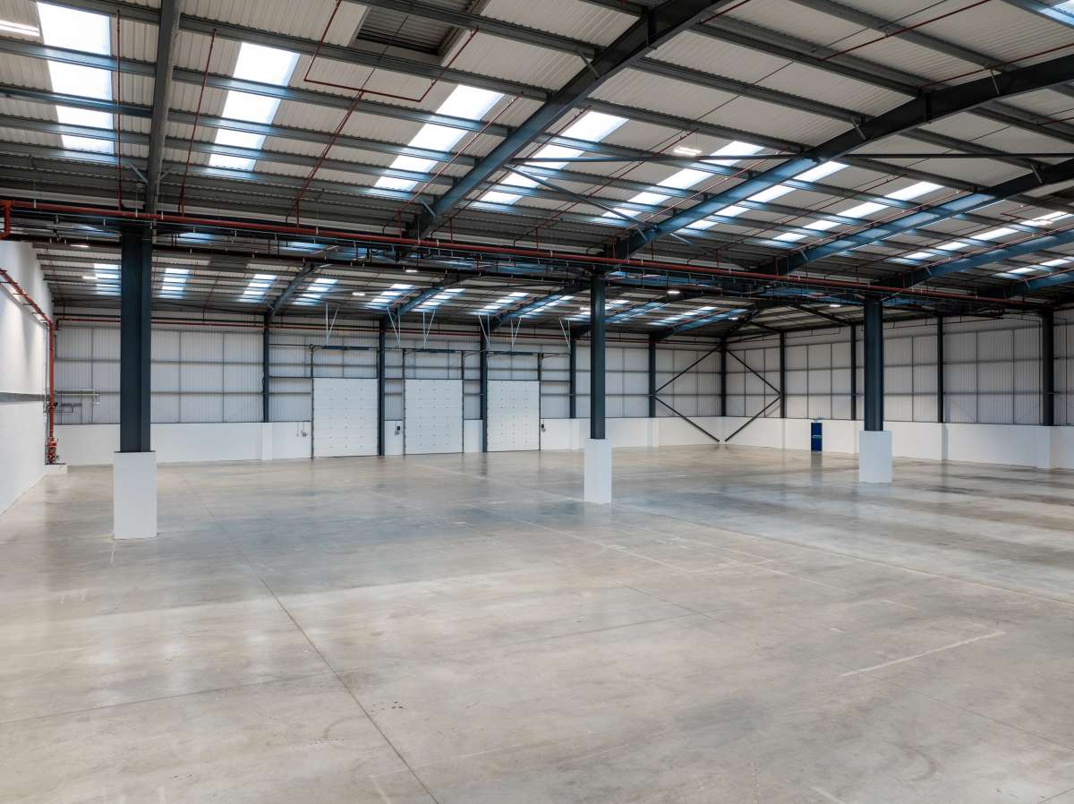 Industrial Unit in Fareham - photo 3