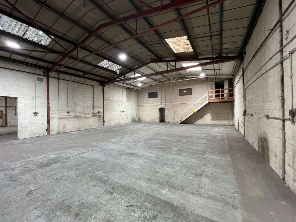 Industrial Unit in Loughborough - photo 3