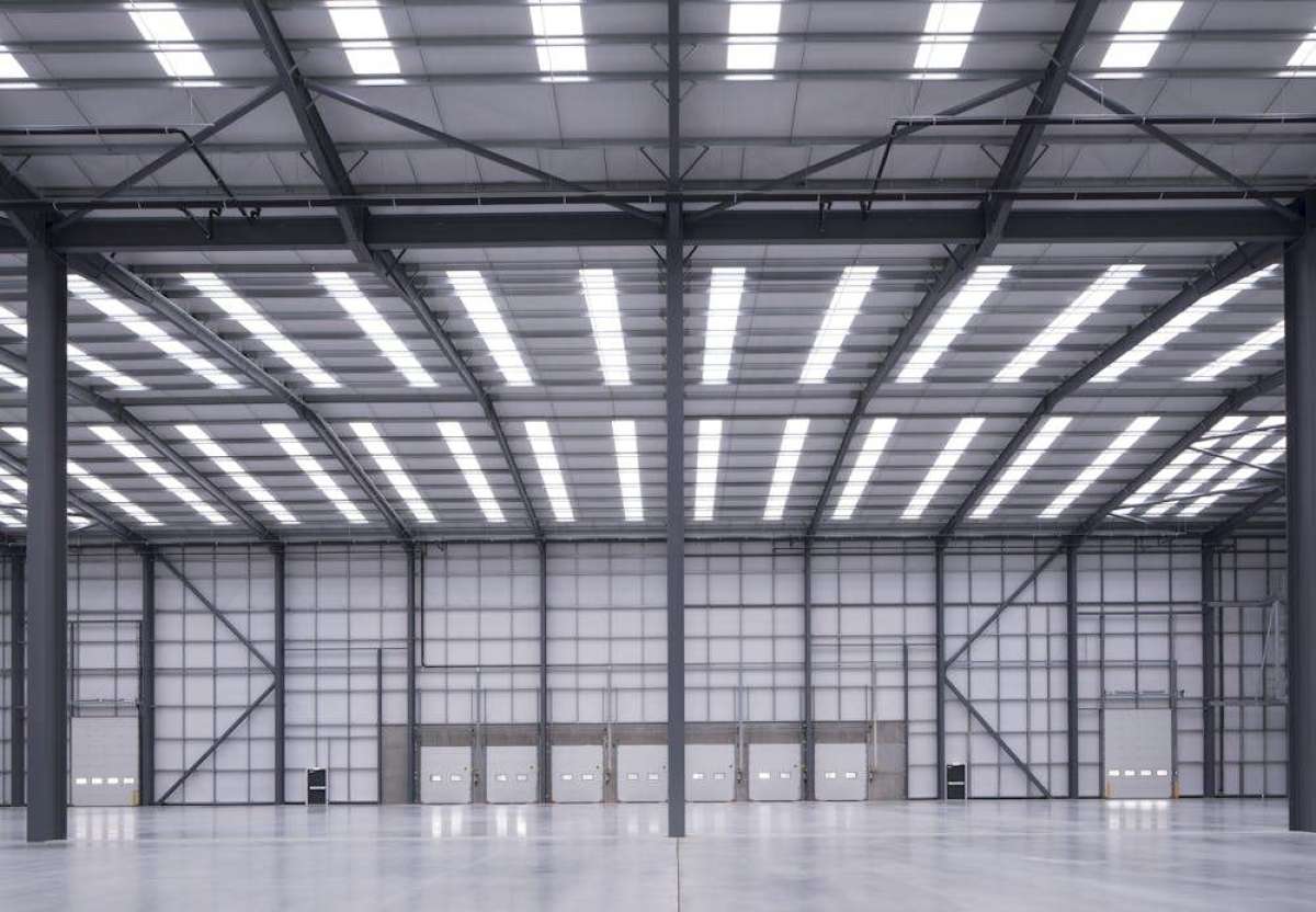 Industrial Unit in Barking - photo 2