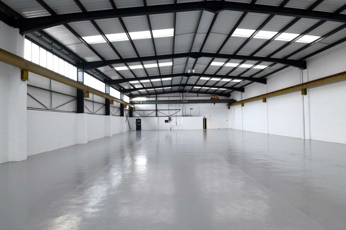 Industrial Unit in Willenhall - photo 2
