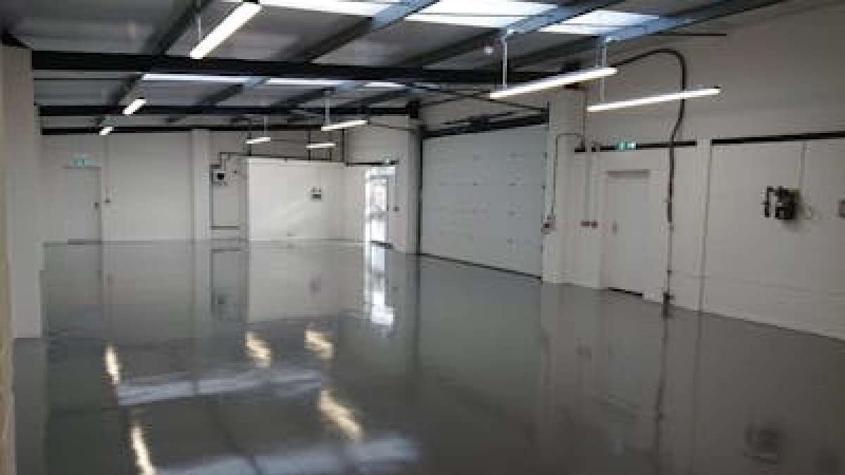 Industrial Unit in Ringwood - photo 2