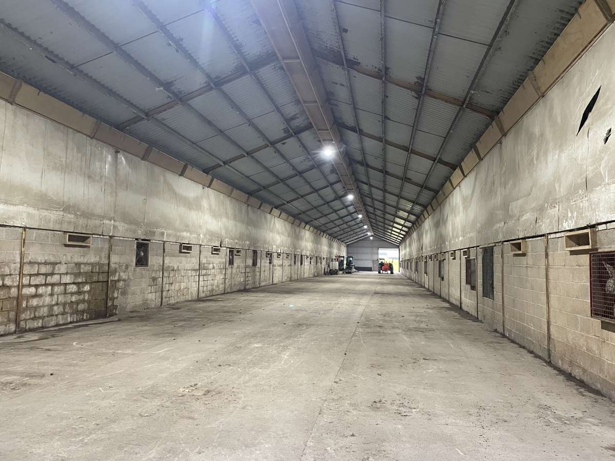 Industrial Unit in Blandford Forum - photo 2