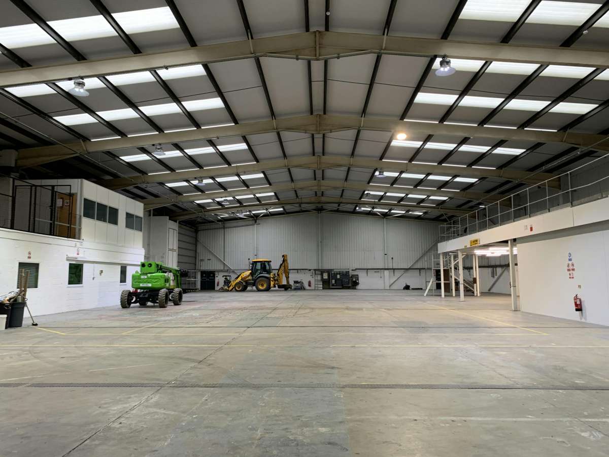 Industrial Unit in Gosport - photo 2