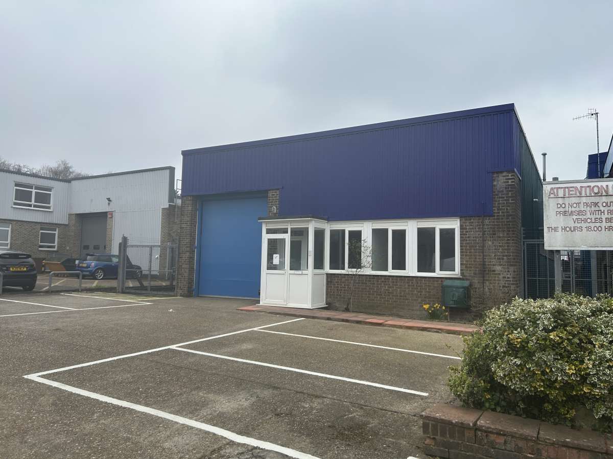 Industrial in Chandlers Ford
