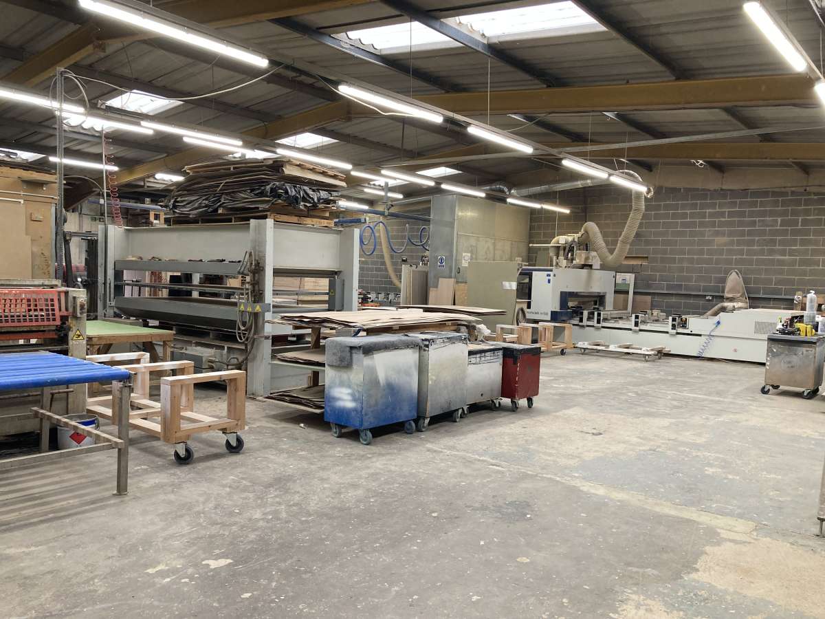 Industrial Unit in Sheffield - photo 4