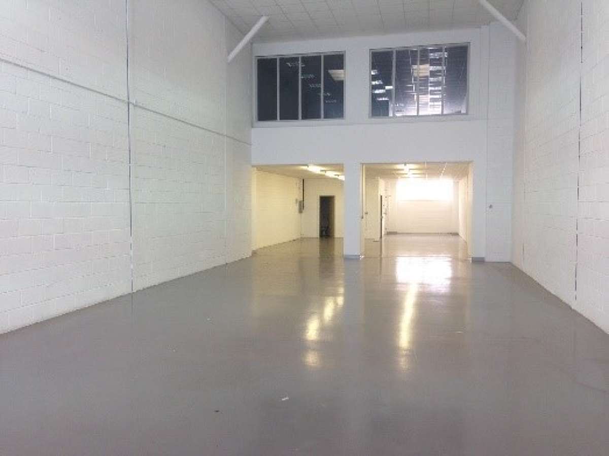 Industrial Unit in Lancing - photo 2