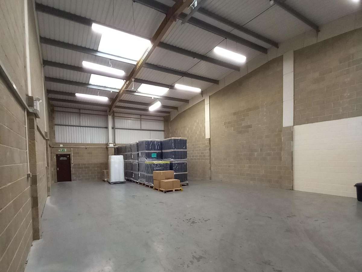 Industrial Unit in Poole - photo 2