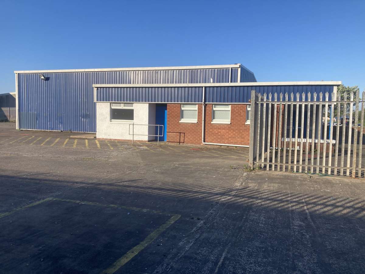 Industrial Unit in Irvine - photo 3