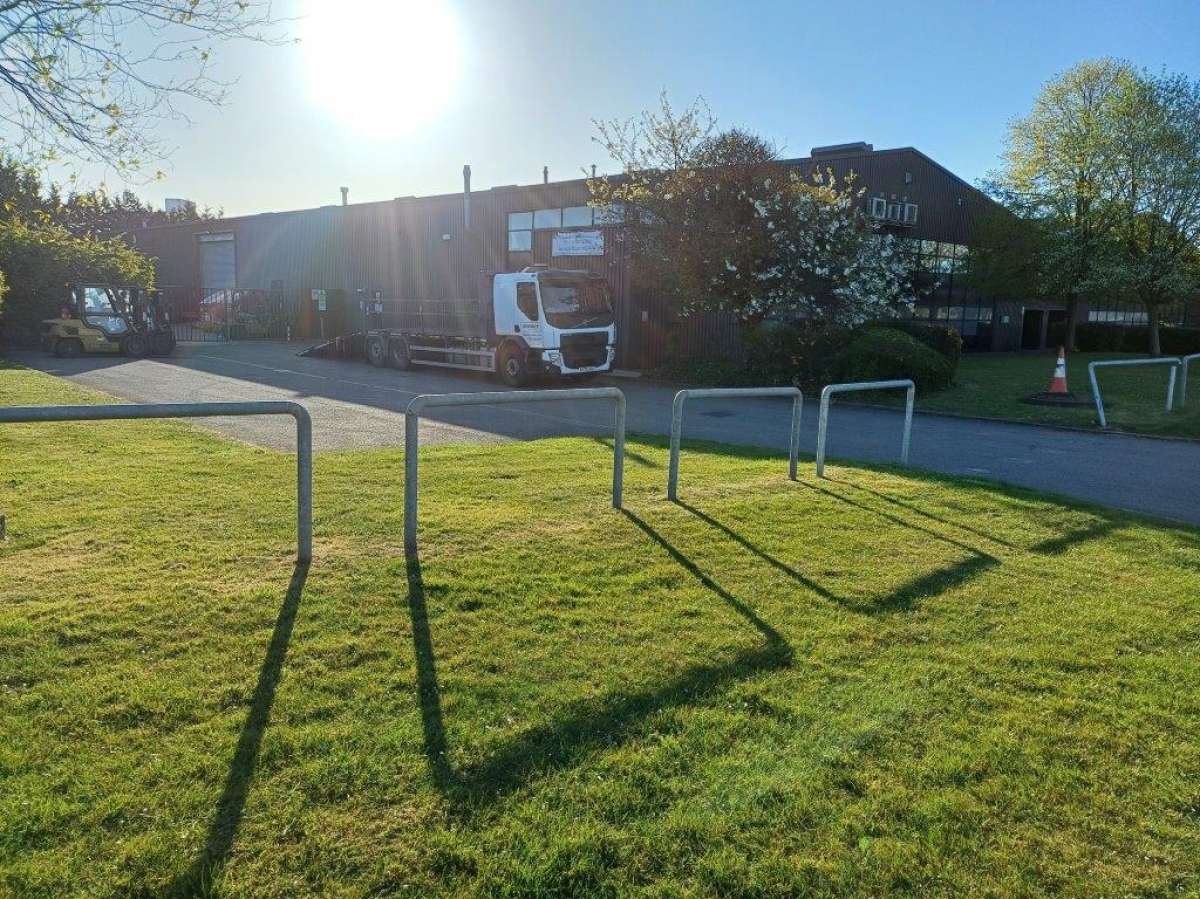 Industrial Unit in Corby - photo 2